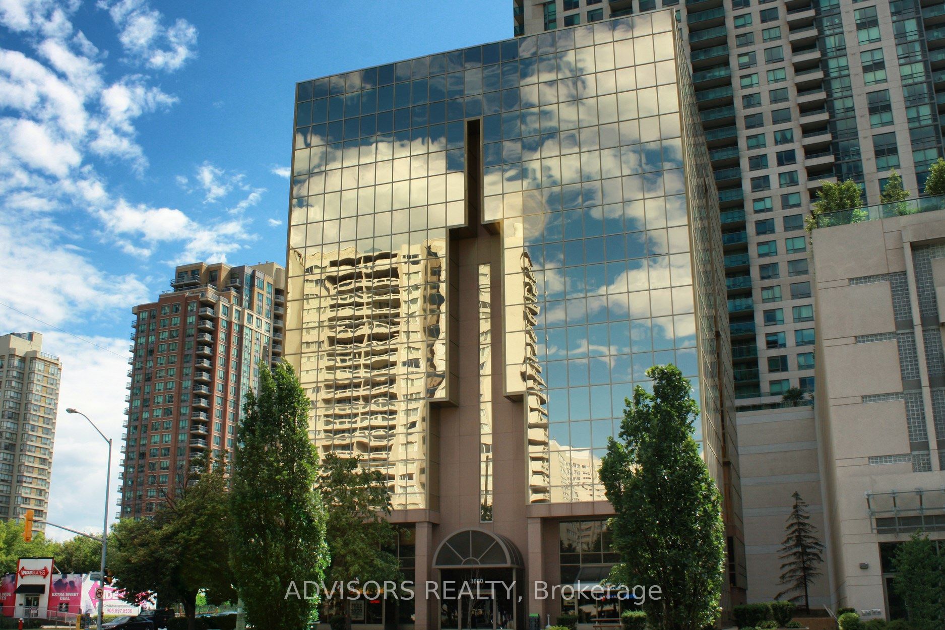 #203 - 3660 Hurontario Street Property Photo 4