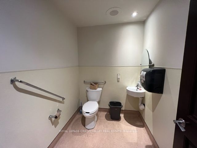 #16 - 15 Allan Drive Property Photo 21