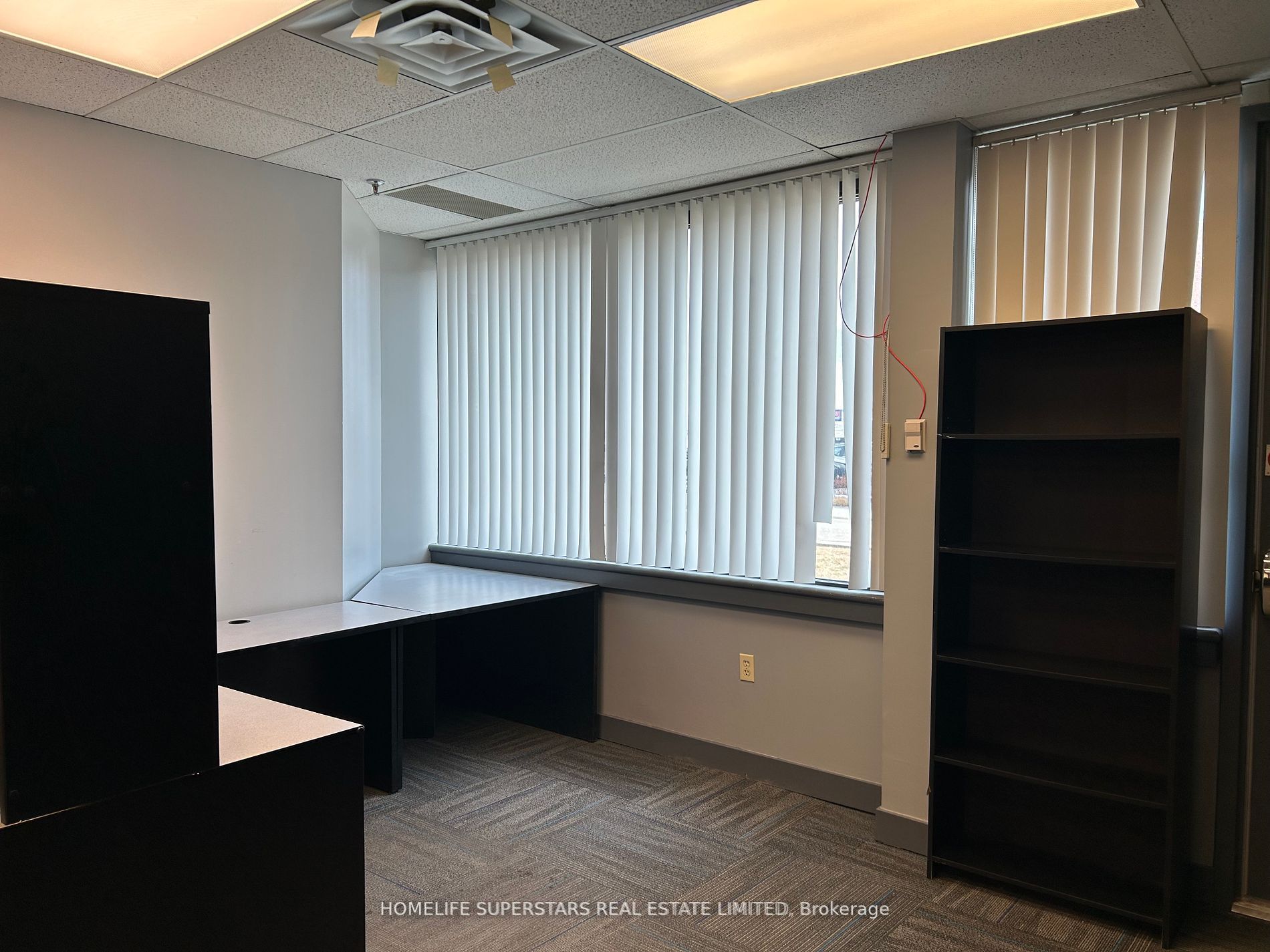#9-102 - 2600 Skymark Avenue Property Photo 8
