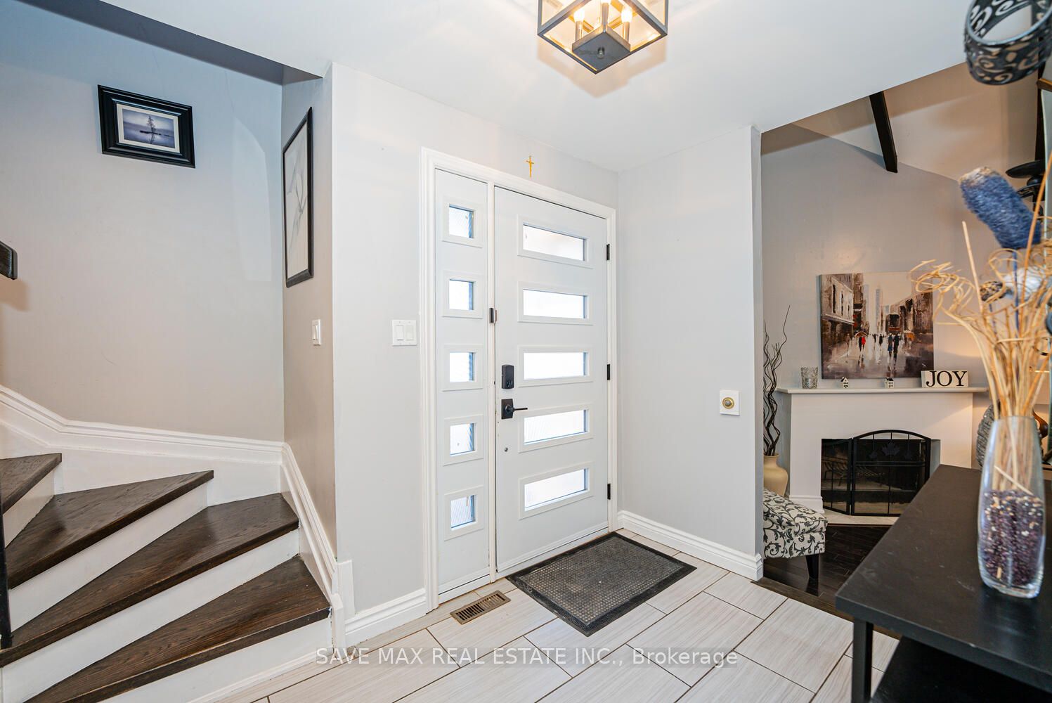 11 Pierpont Place Property Photo 3