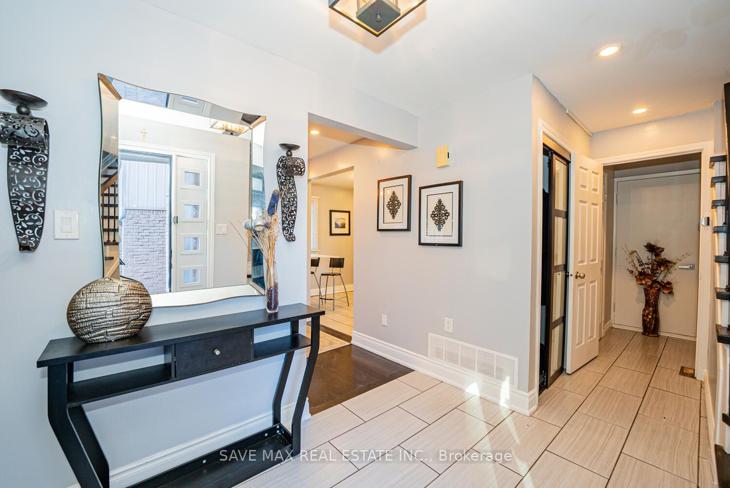 11 Pierpont Place Property Photo 5