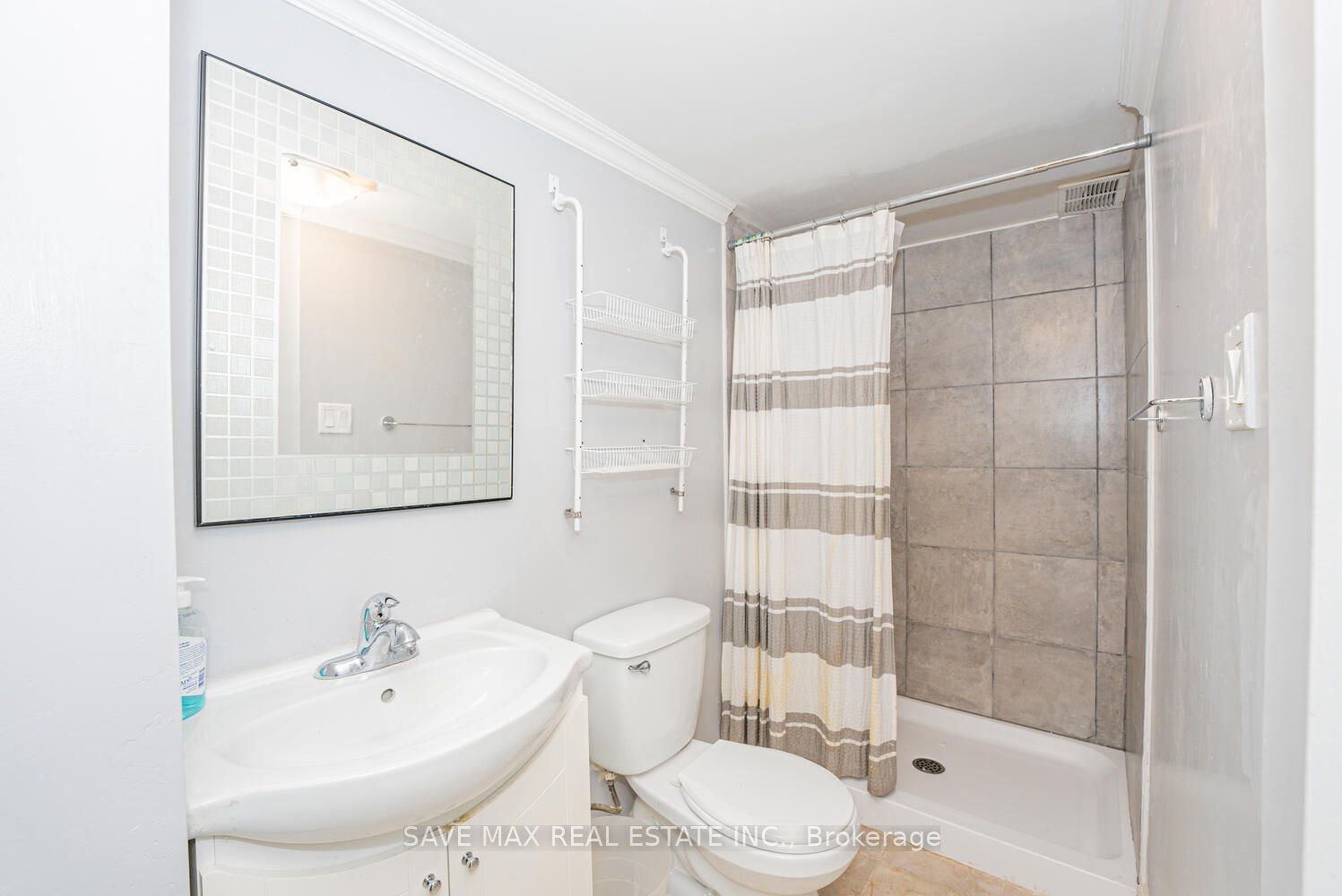 11 Pierpont Place Property Photo 30