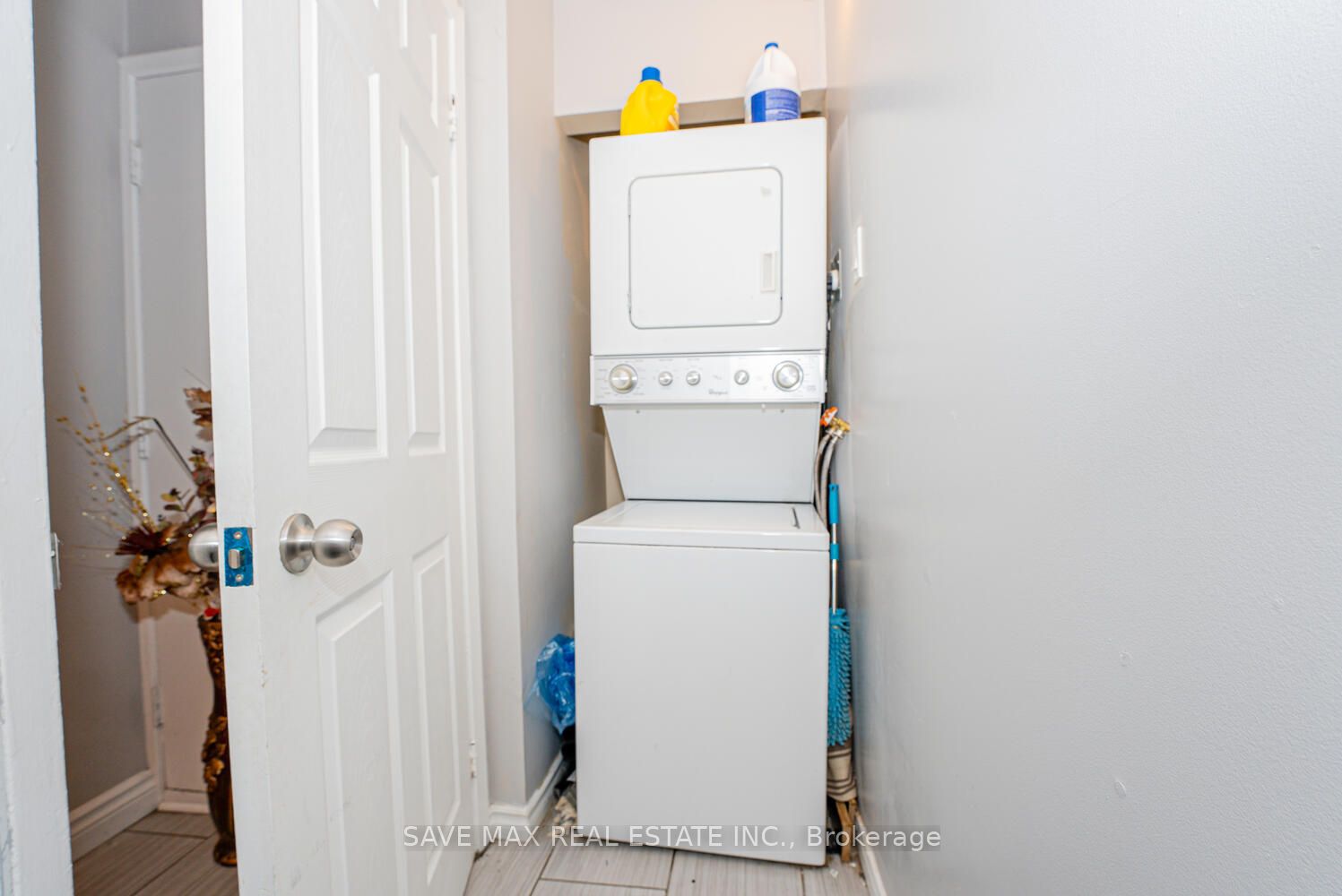 11 Pierpont Place Property Photo 31