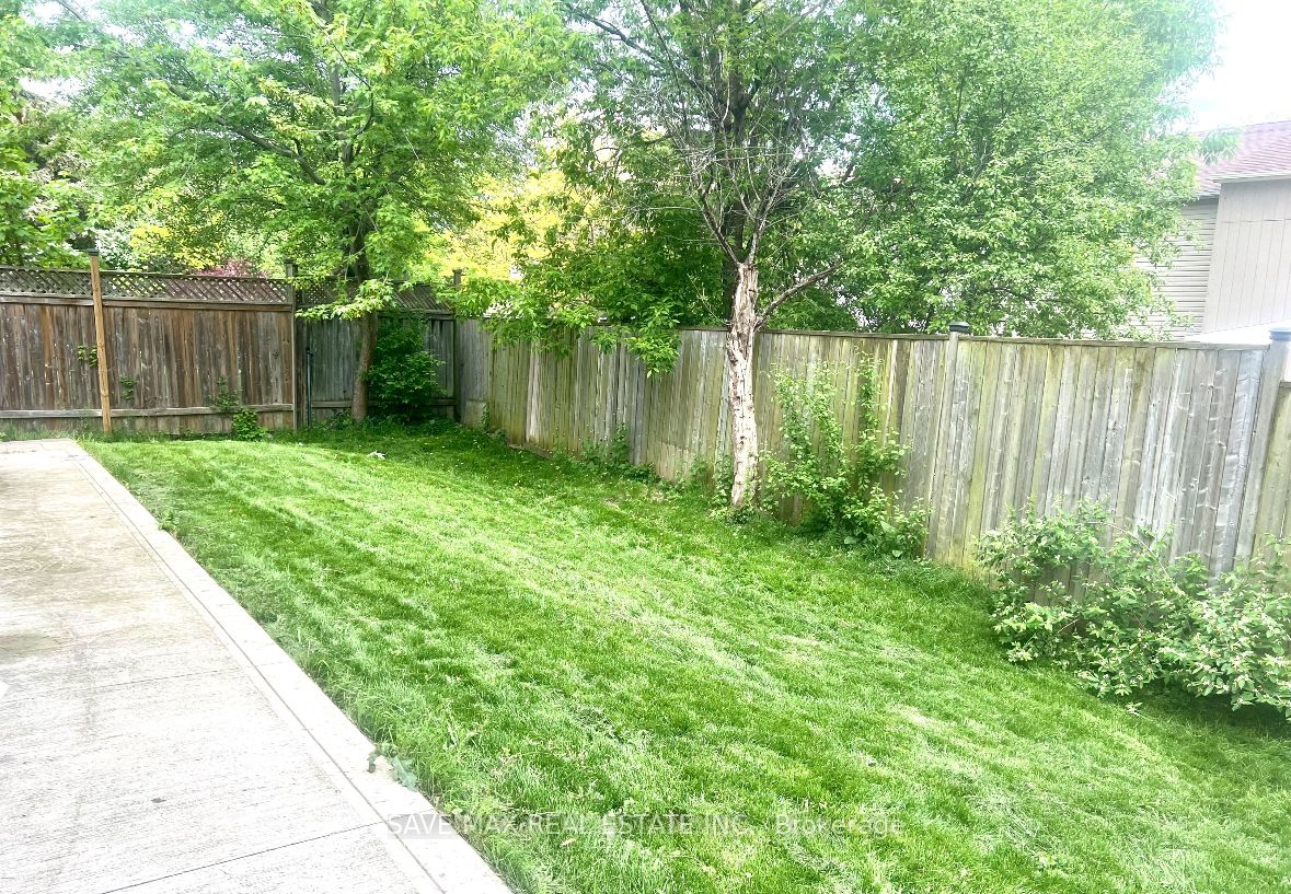 11 Pierpont Place Property Photo 32