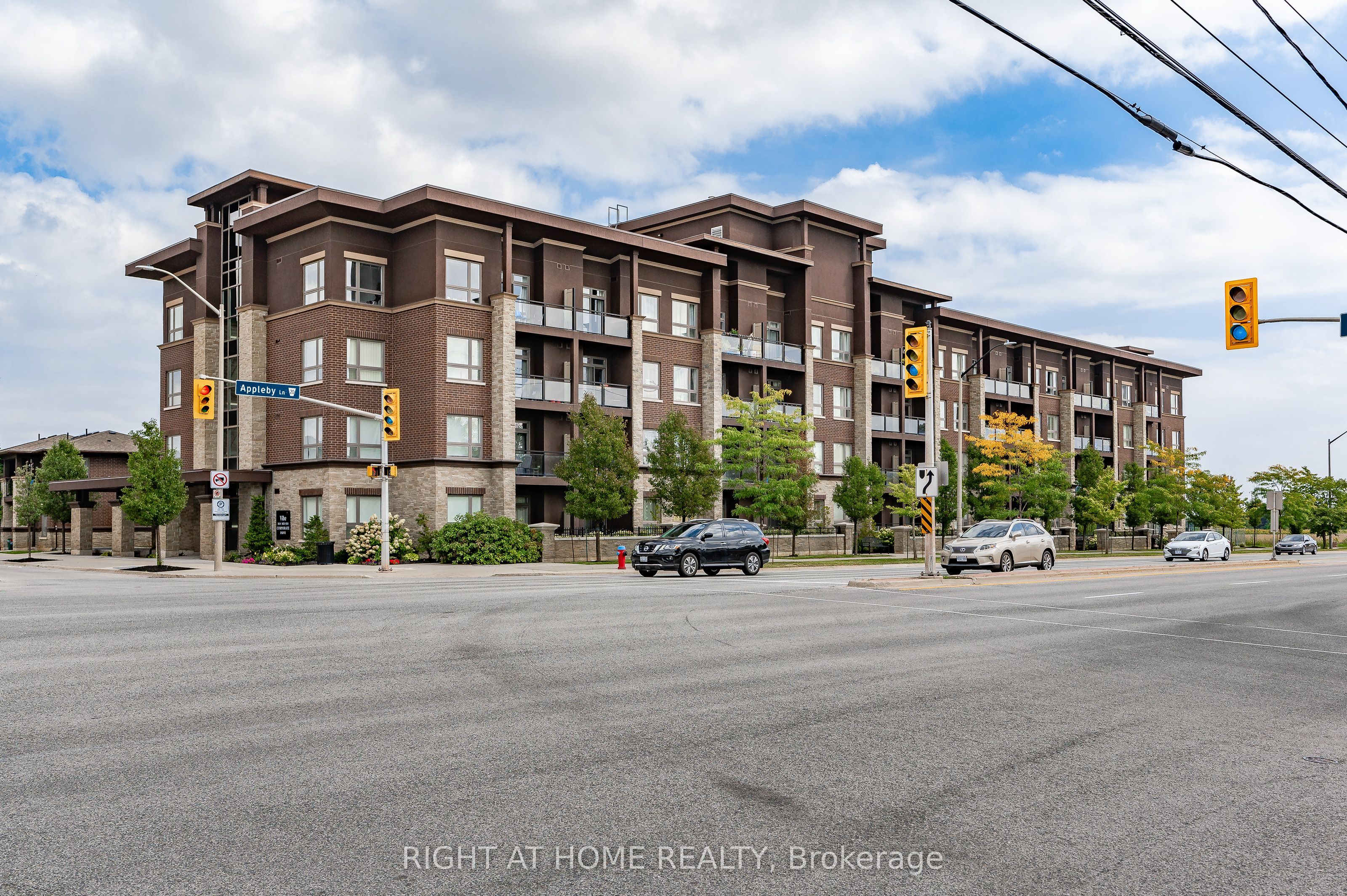 #403 - 5020 Corporate Drive Property Photo 1