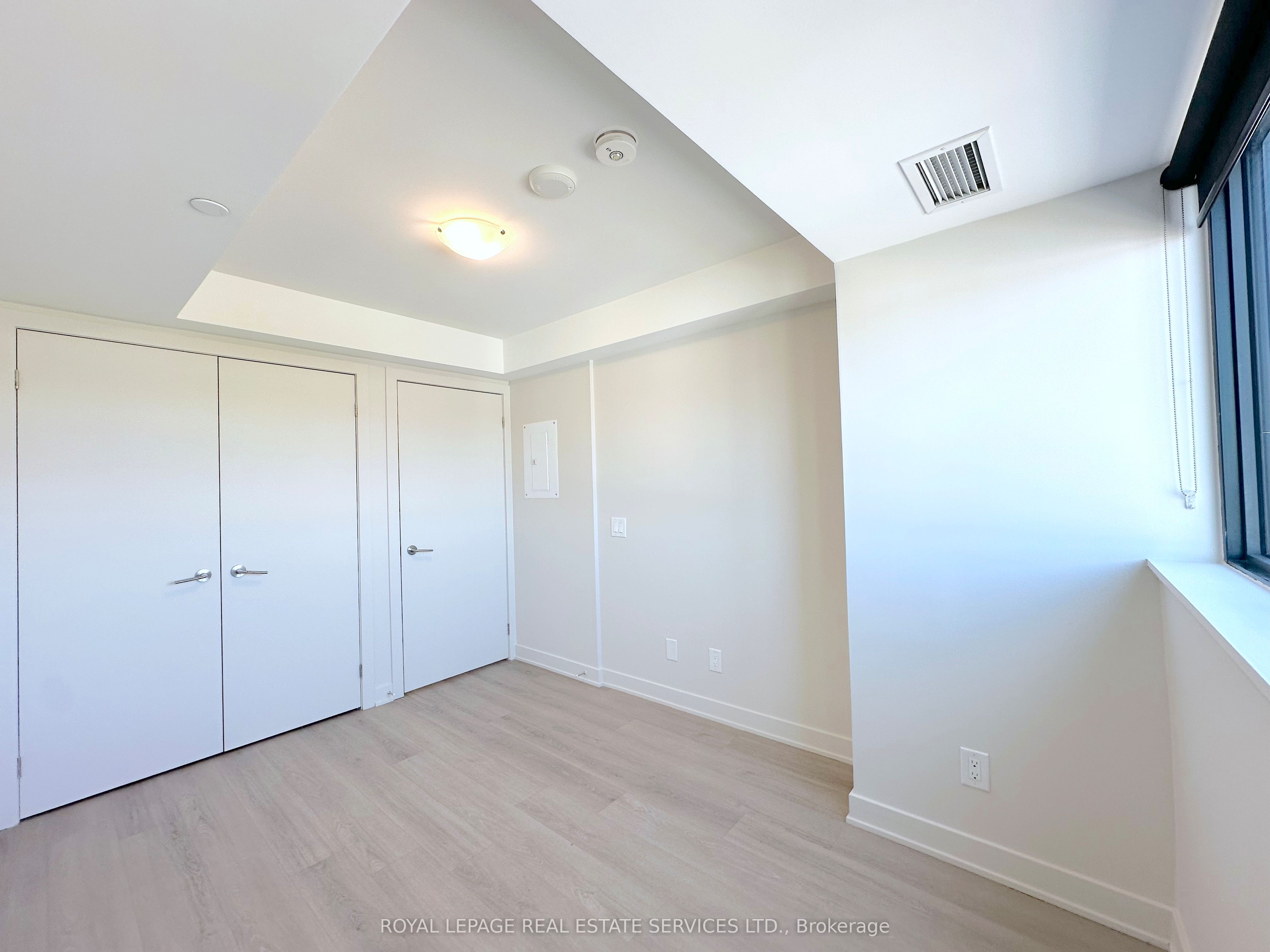 #513 - 3385 Dundas Street Property Photo 7