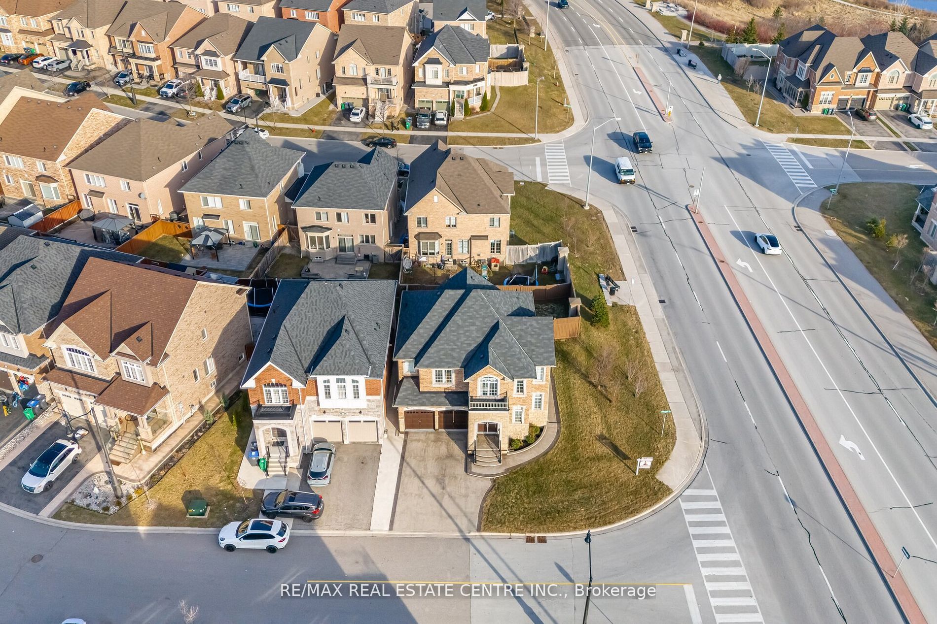 1 Ingleside Road Property Photo 1