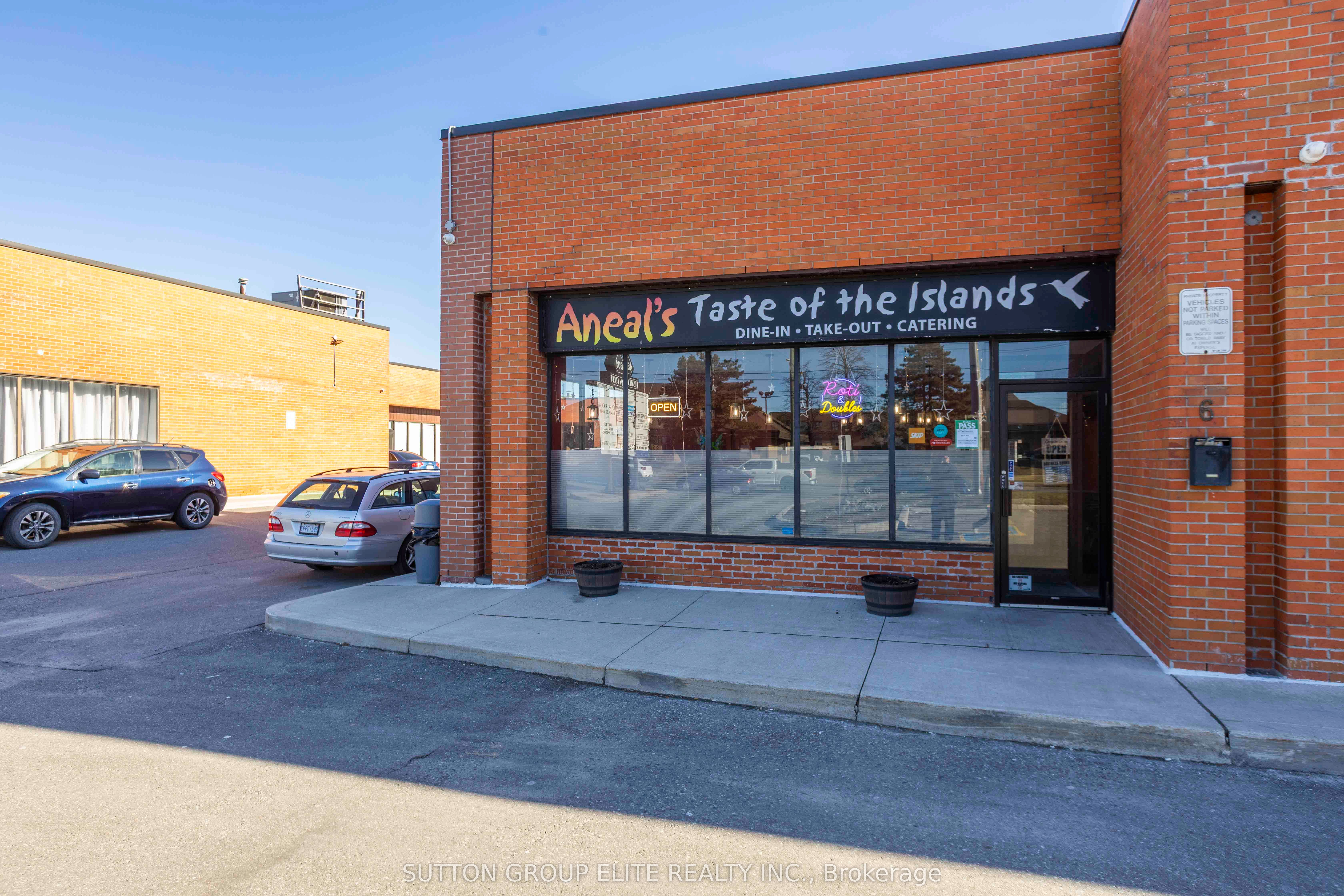 #6 - 4801 Steeles Avenue Property Photo 1