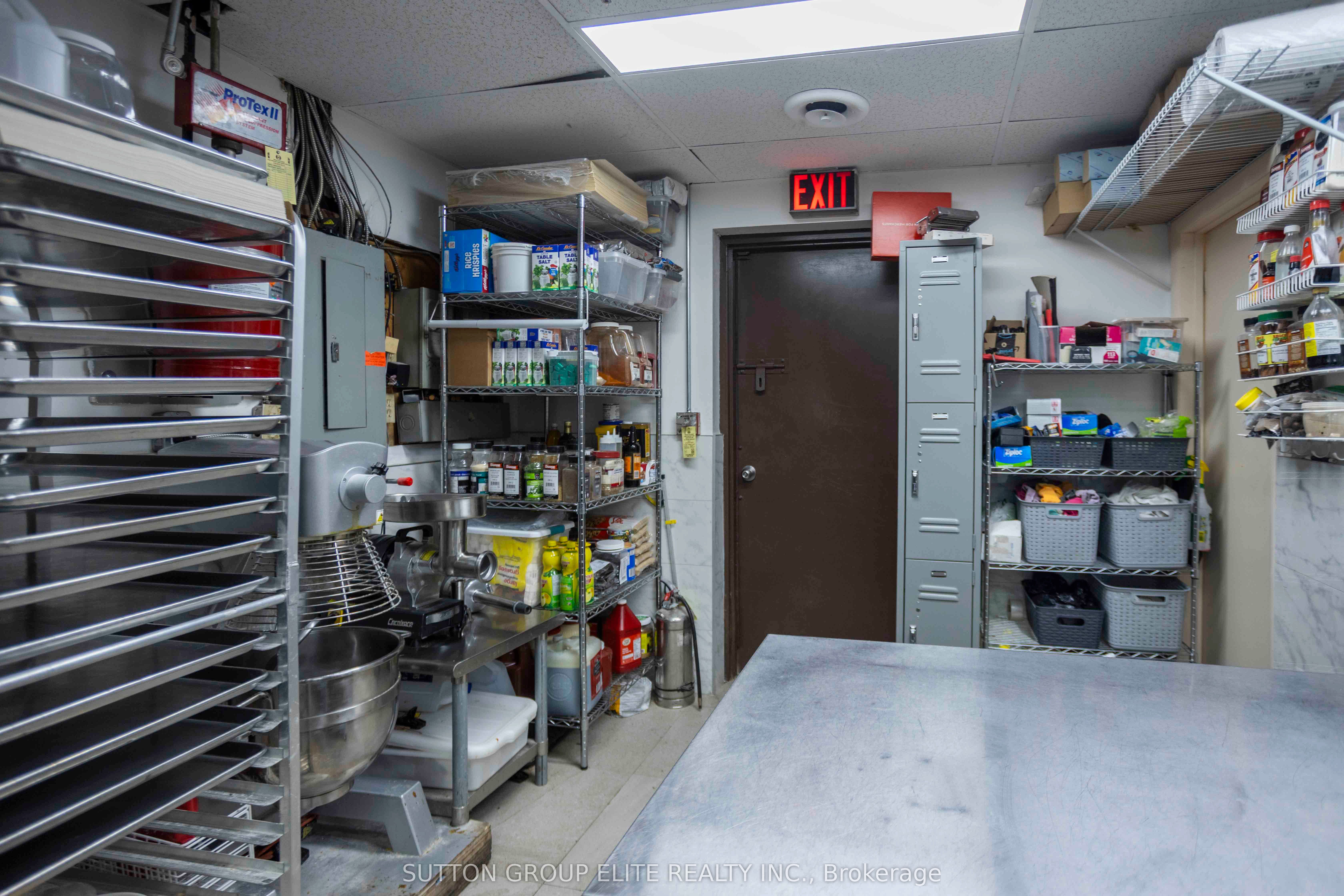 #6 - 4801 Steeles Avenue Property Photo 12