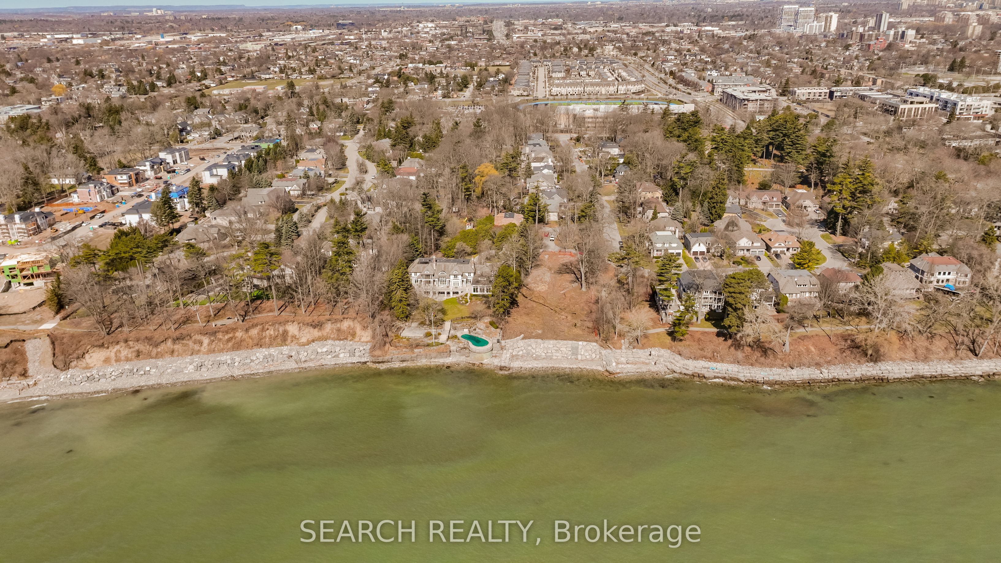 26 Holyrood Avenue Property Photo 10