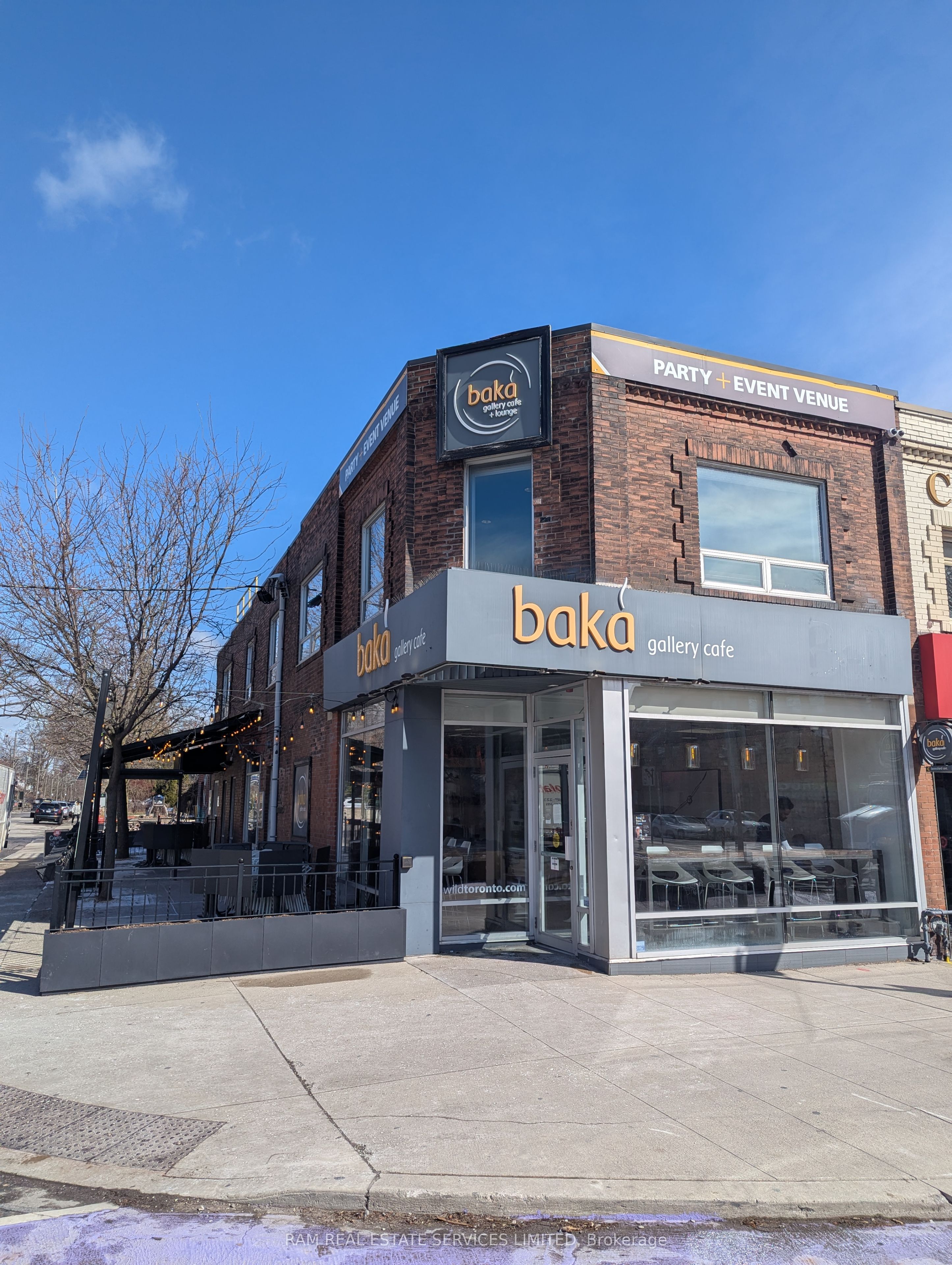 2256 Bloor Street Property Photo 1