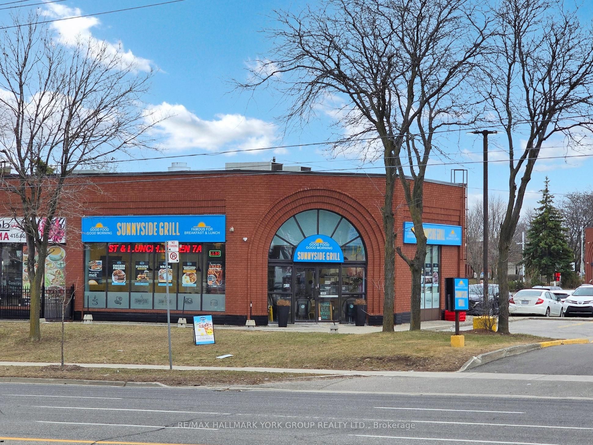 2777 Steeles Avenue Property Photo 2