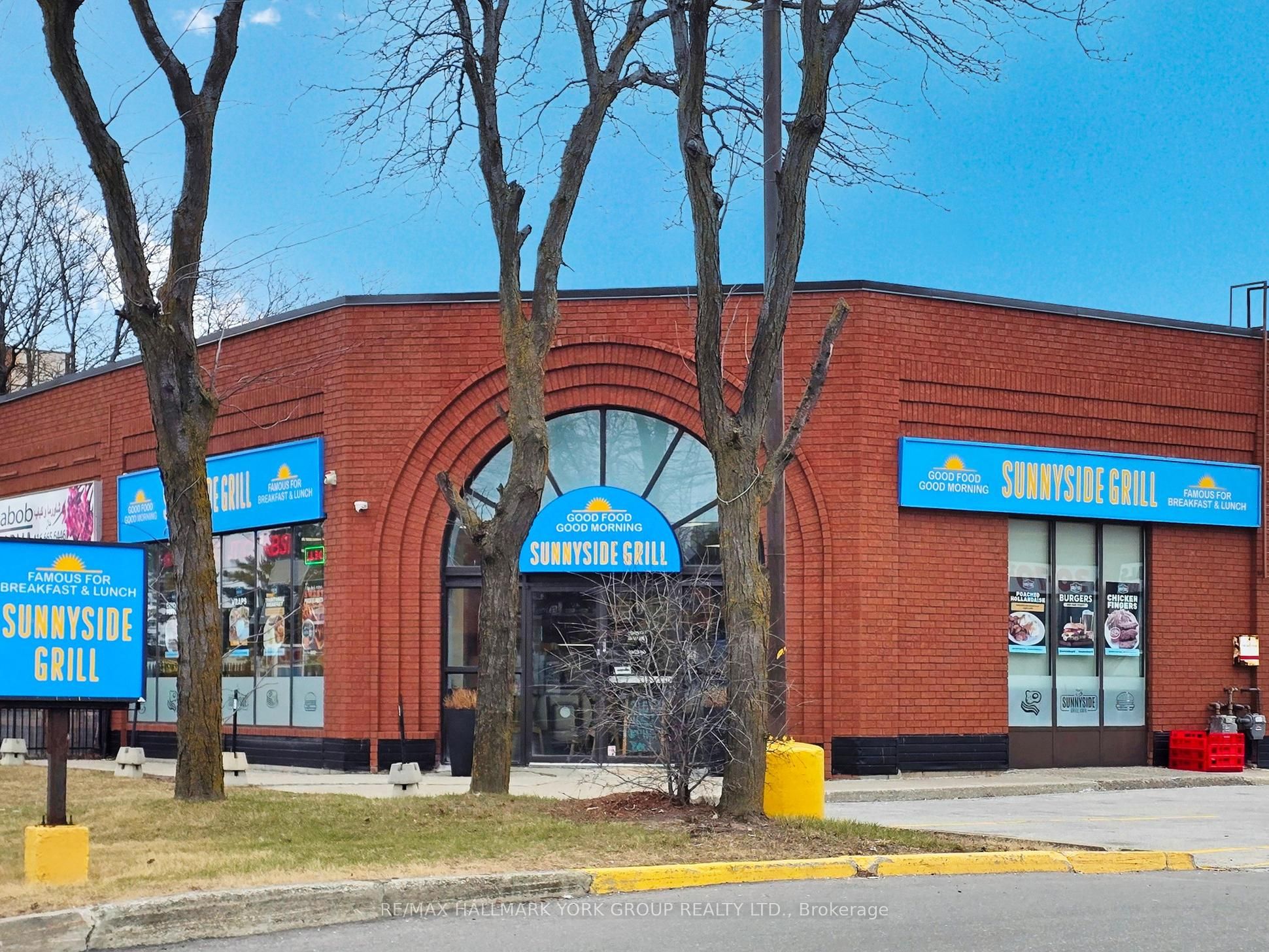 2777 Steeles Avenue Property Photo 3