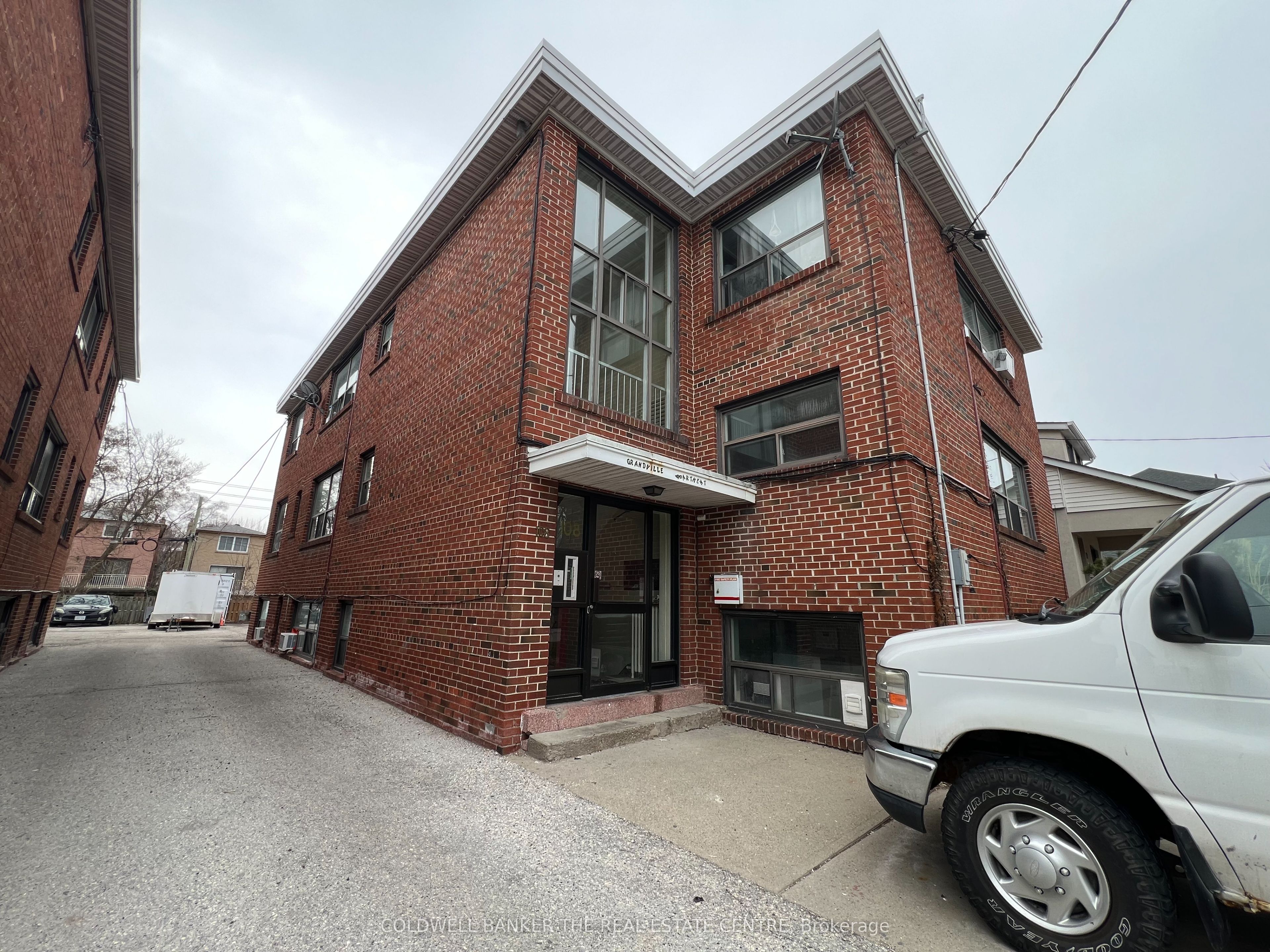 #4 - 108 Grandville Avenue Property Photo 1