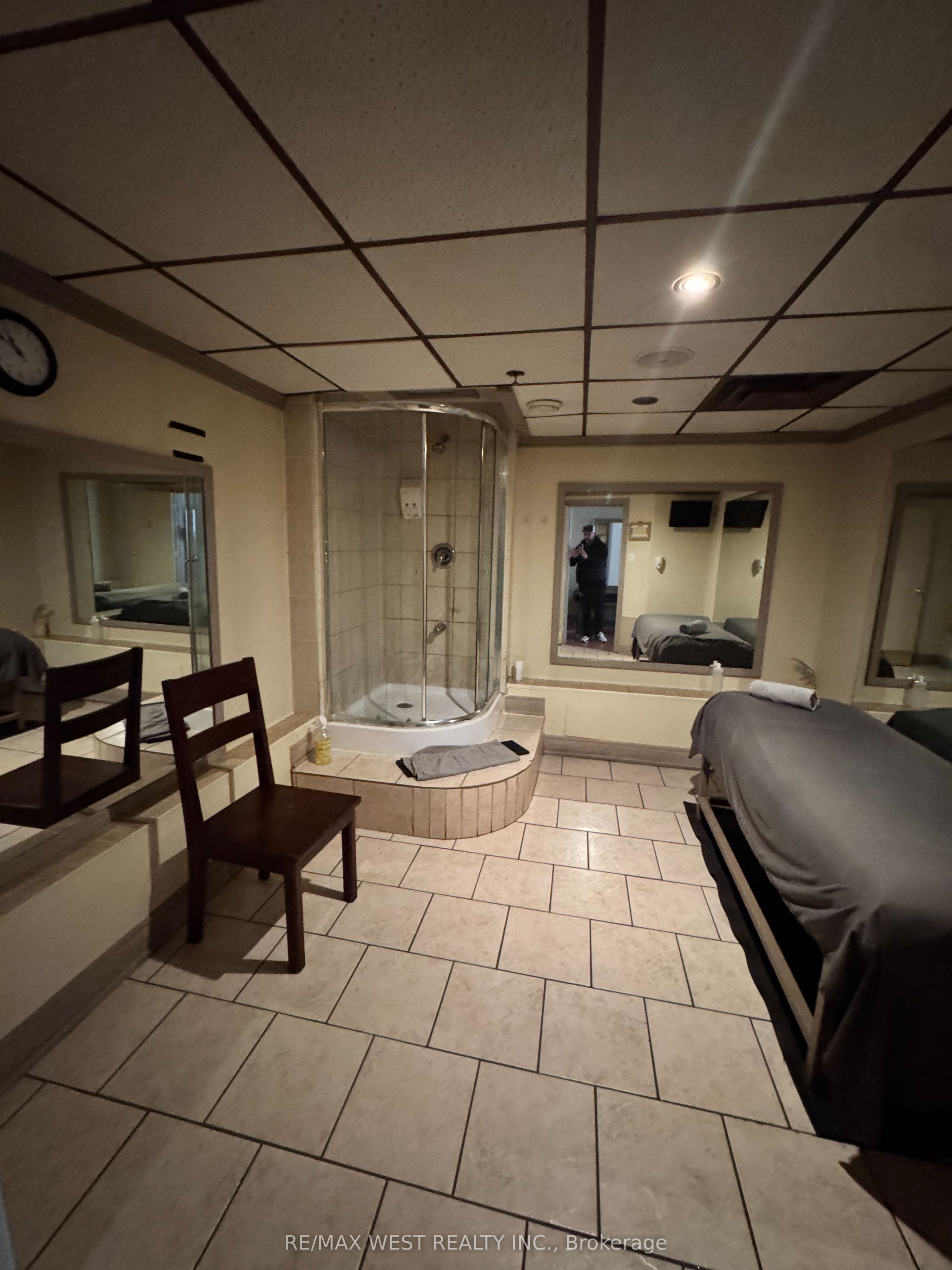 #unit 14 - 1270 Finch Avenue Property Photo 8