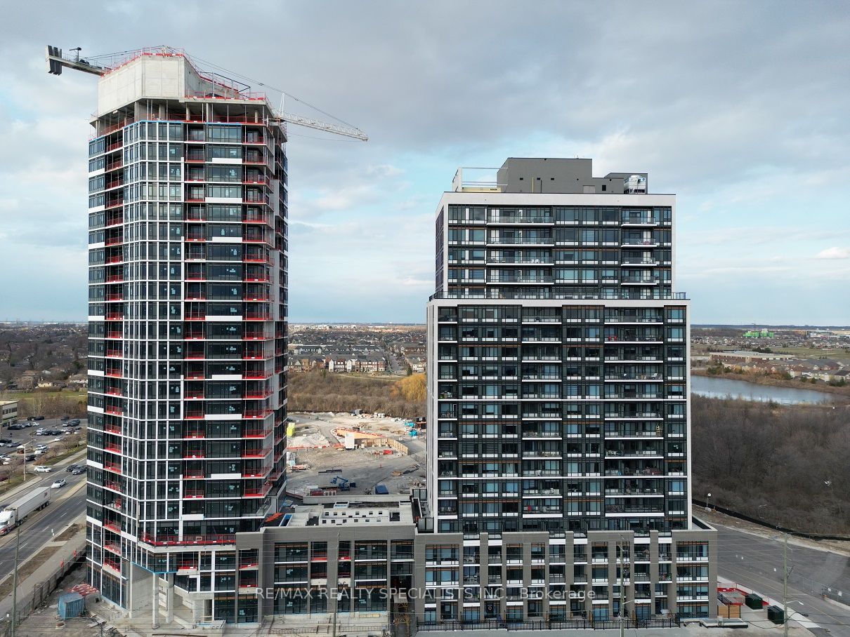 #209 - 8010 Derry Road Property Photo