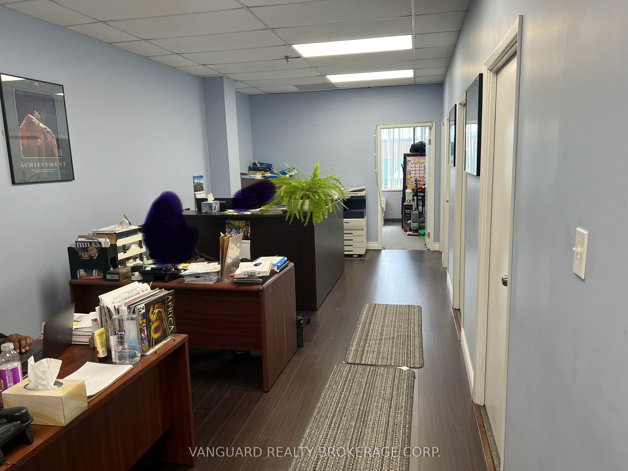 #203 - 2978 Islington Avenue Property Photo 5