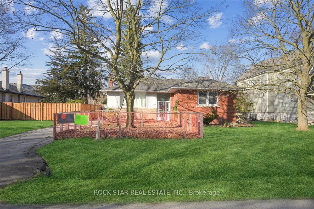 260 Weldon Ave Property Photo