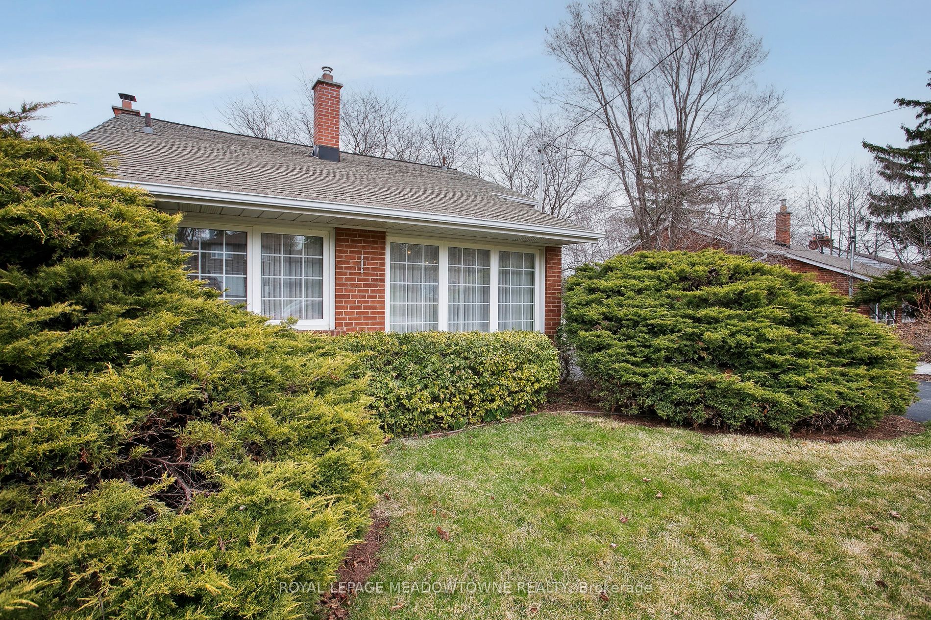 123 Vista Drive Property Photo 1