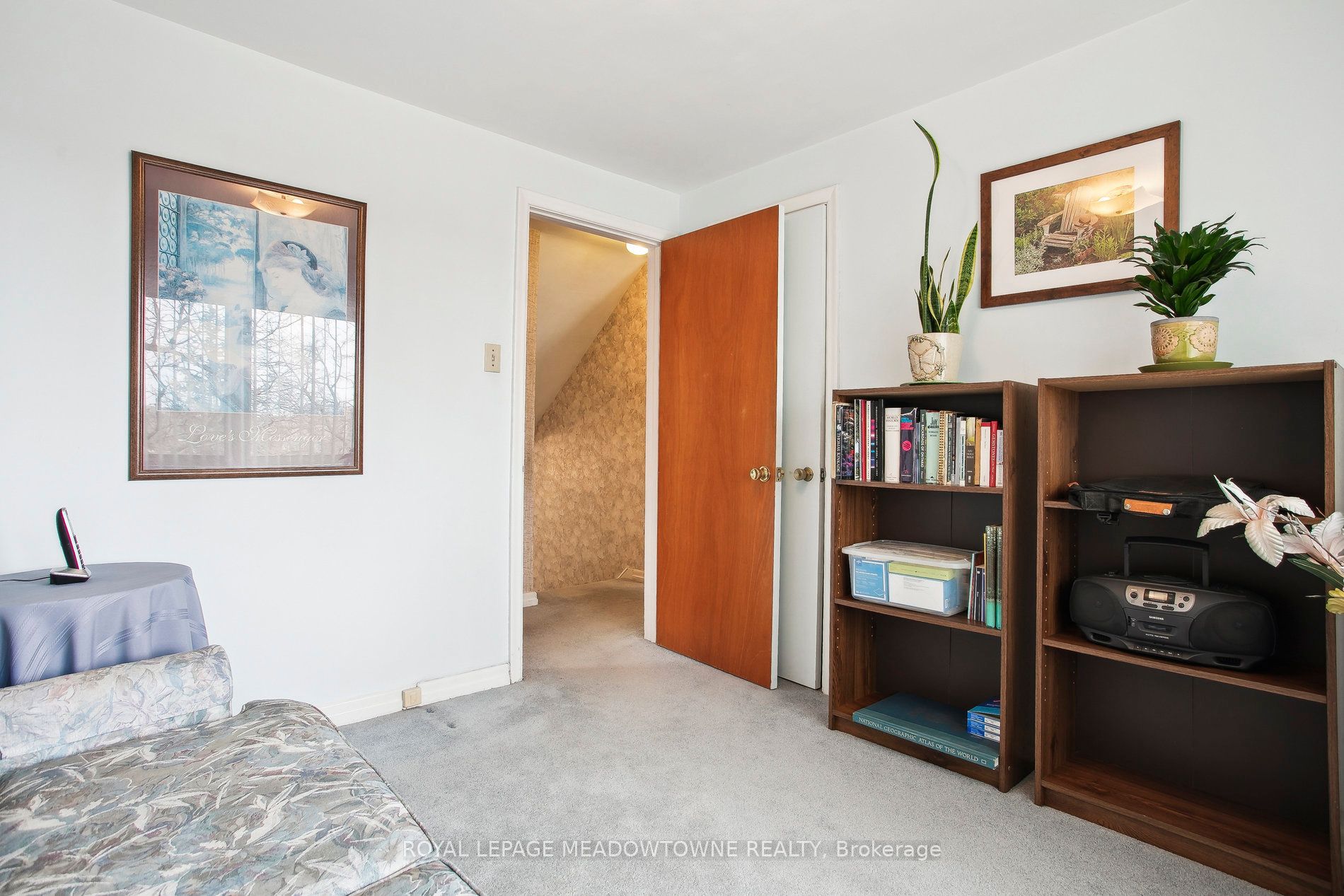 123 Vista Drive W Property Photo 14