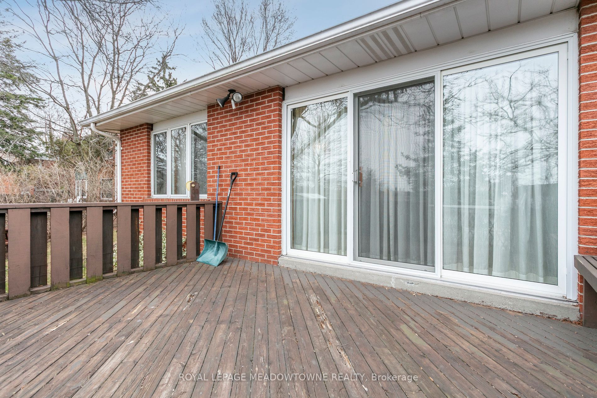 123 Vista Drive W Property Photo 37