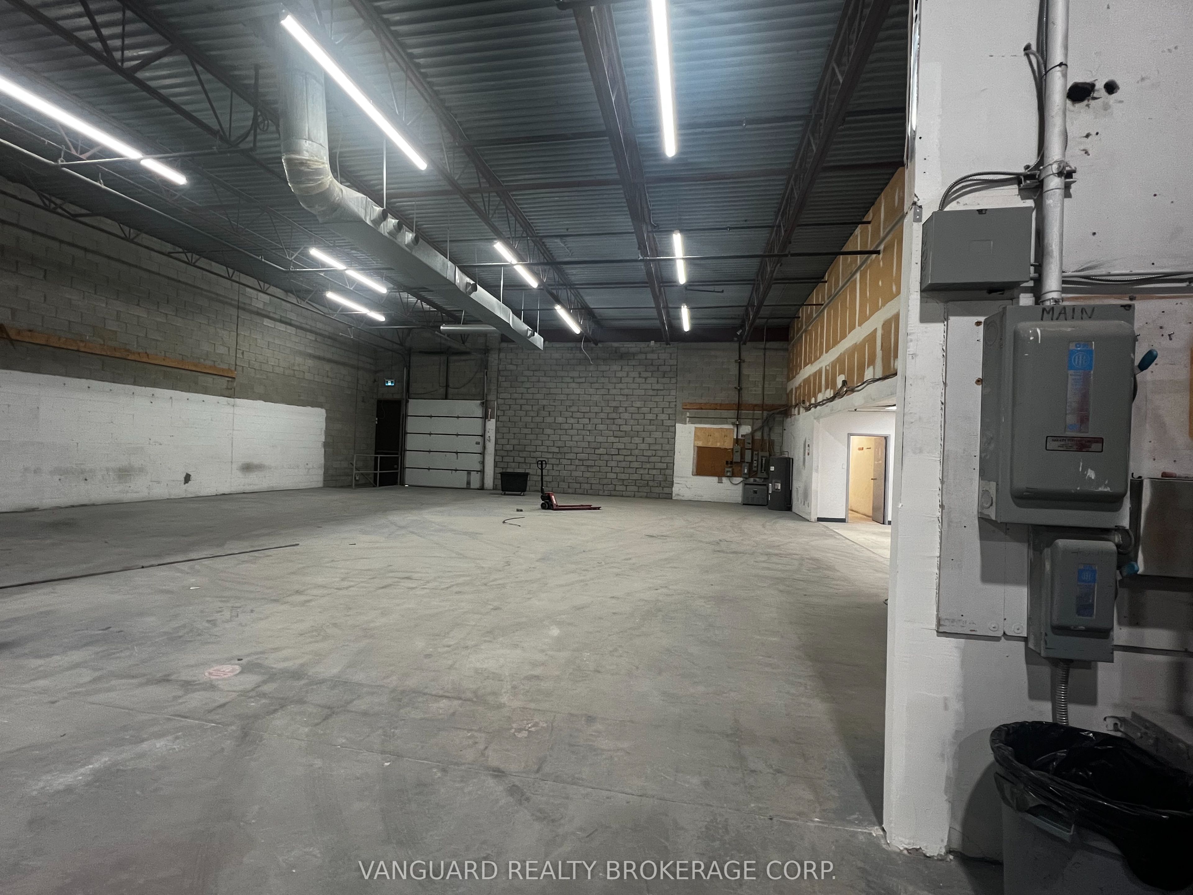 1679-1699 Flint Road Property Photo 5