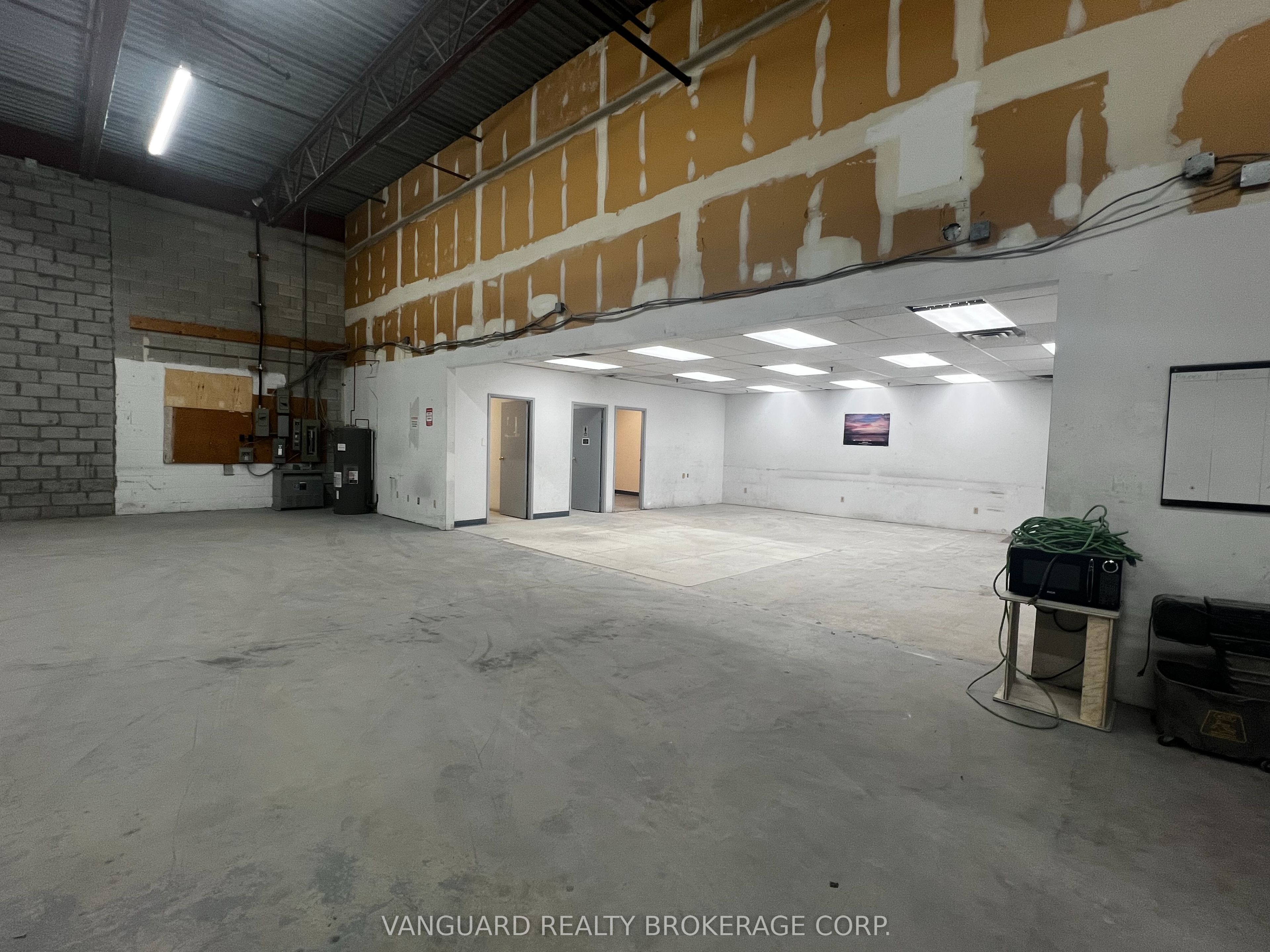1679-1699 Flint Road Property Photo 7