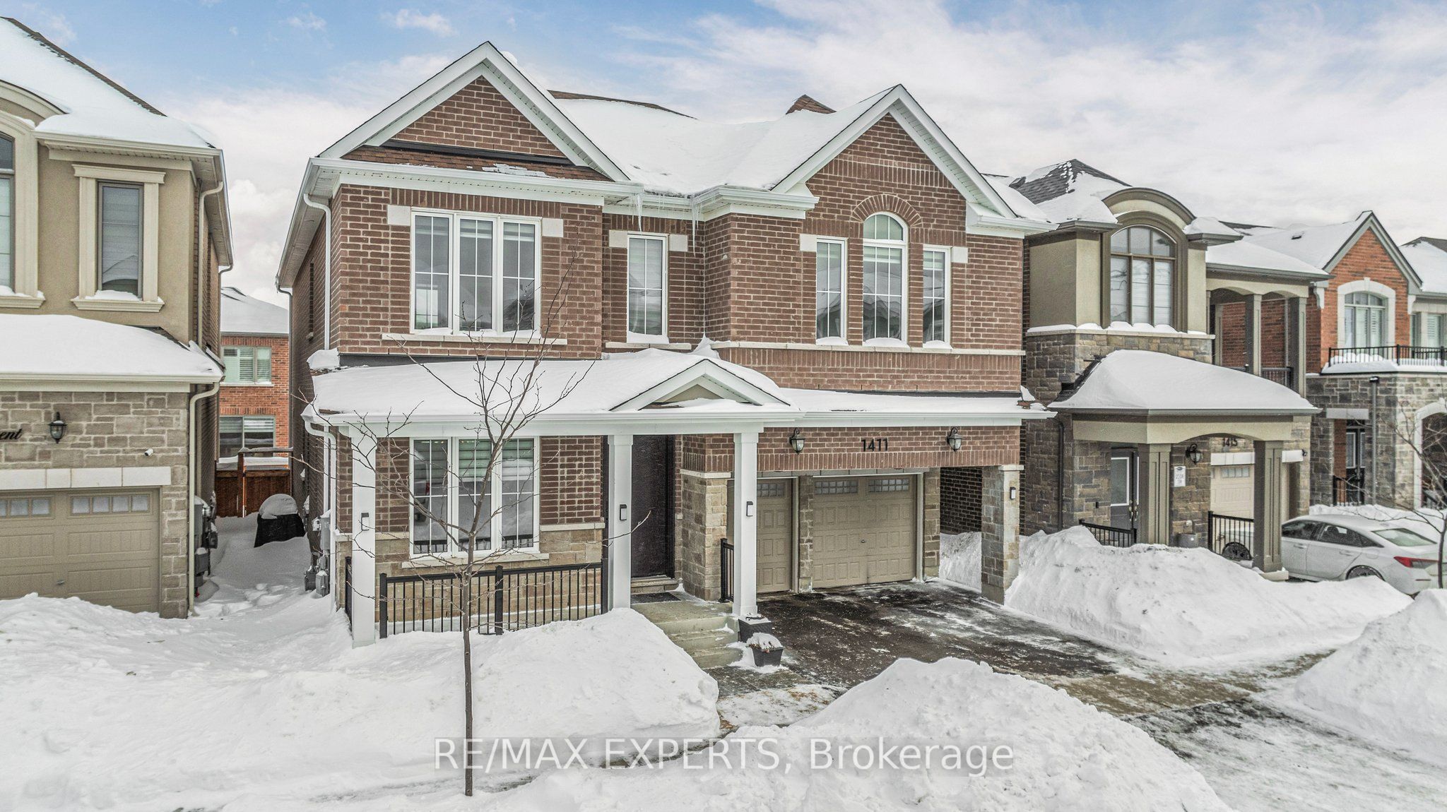 1411 Lobelia Crescent Property Photo