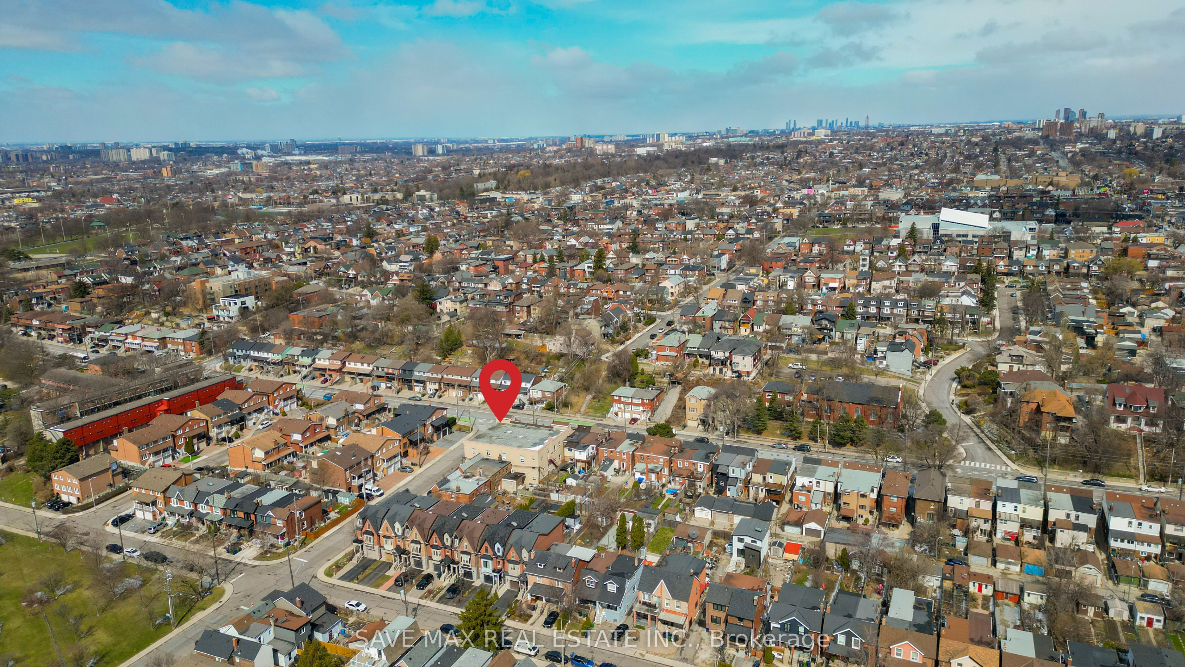 1463 Davenport Road Property Photo 2