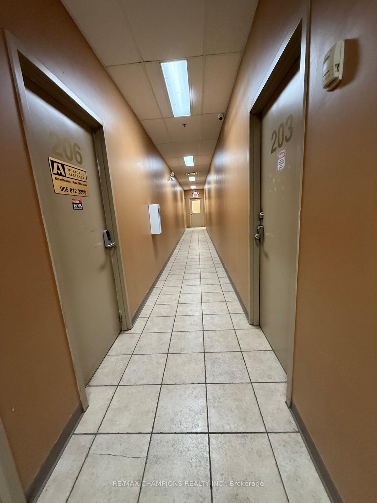 808 Britannia Road W 206 Property Photo 6