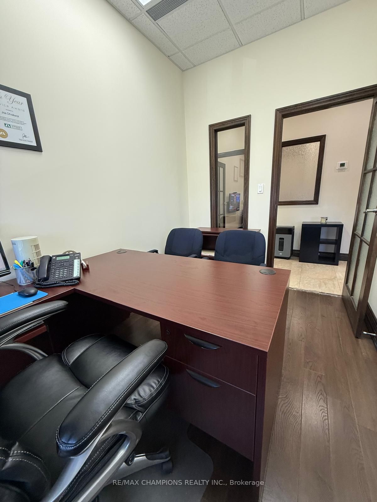 #206 - 808 Britannia Road Property Photo 8