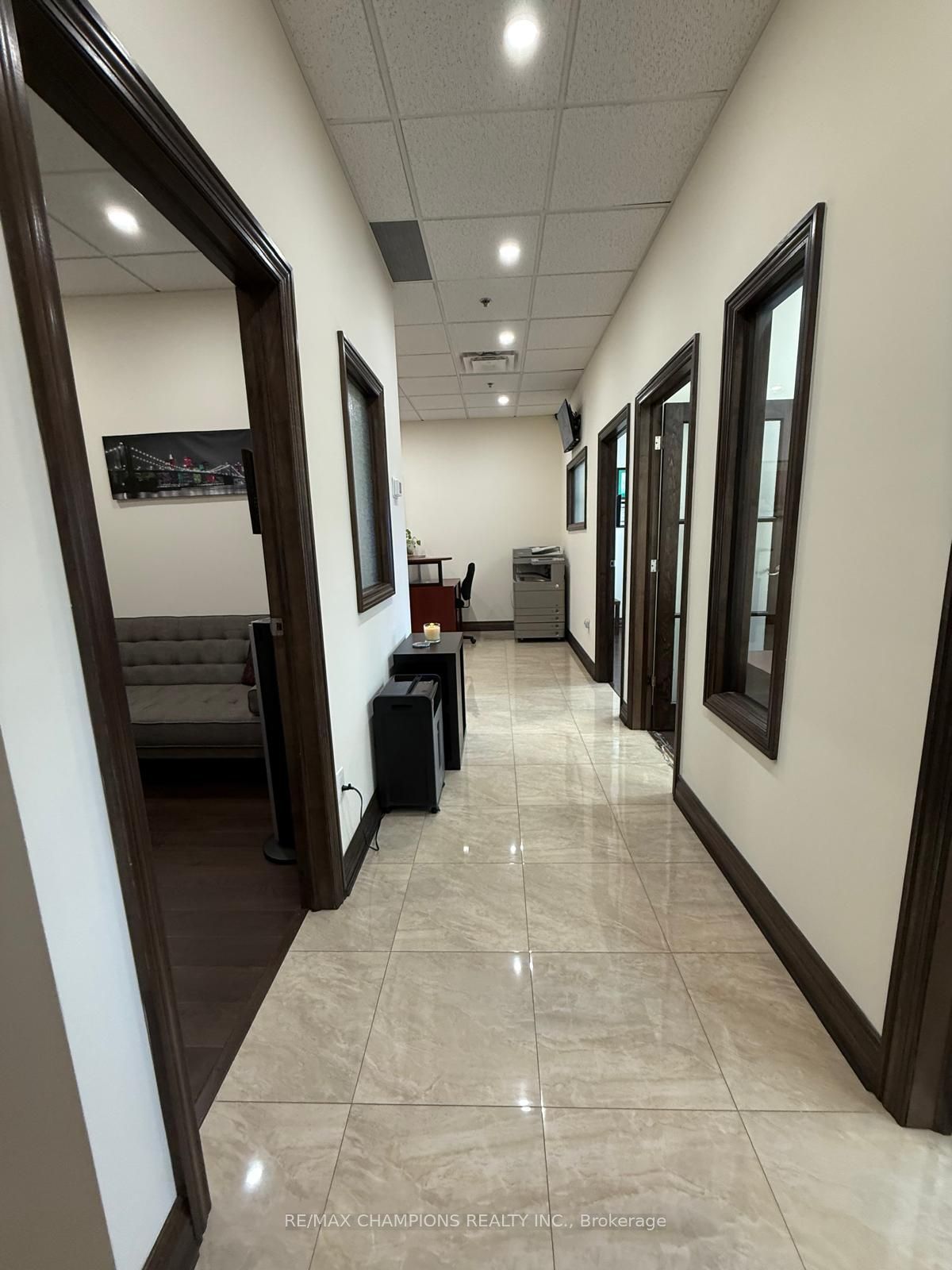 #206 - 808 Britannia Road Property Photo 17