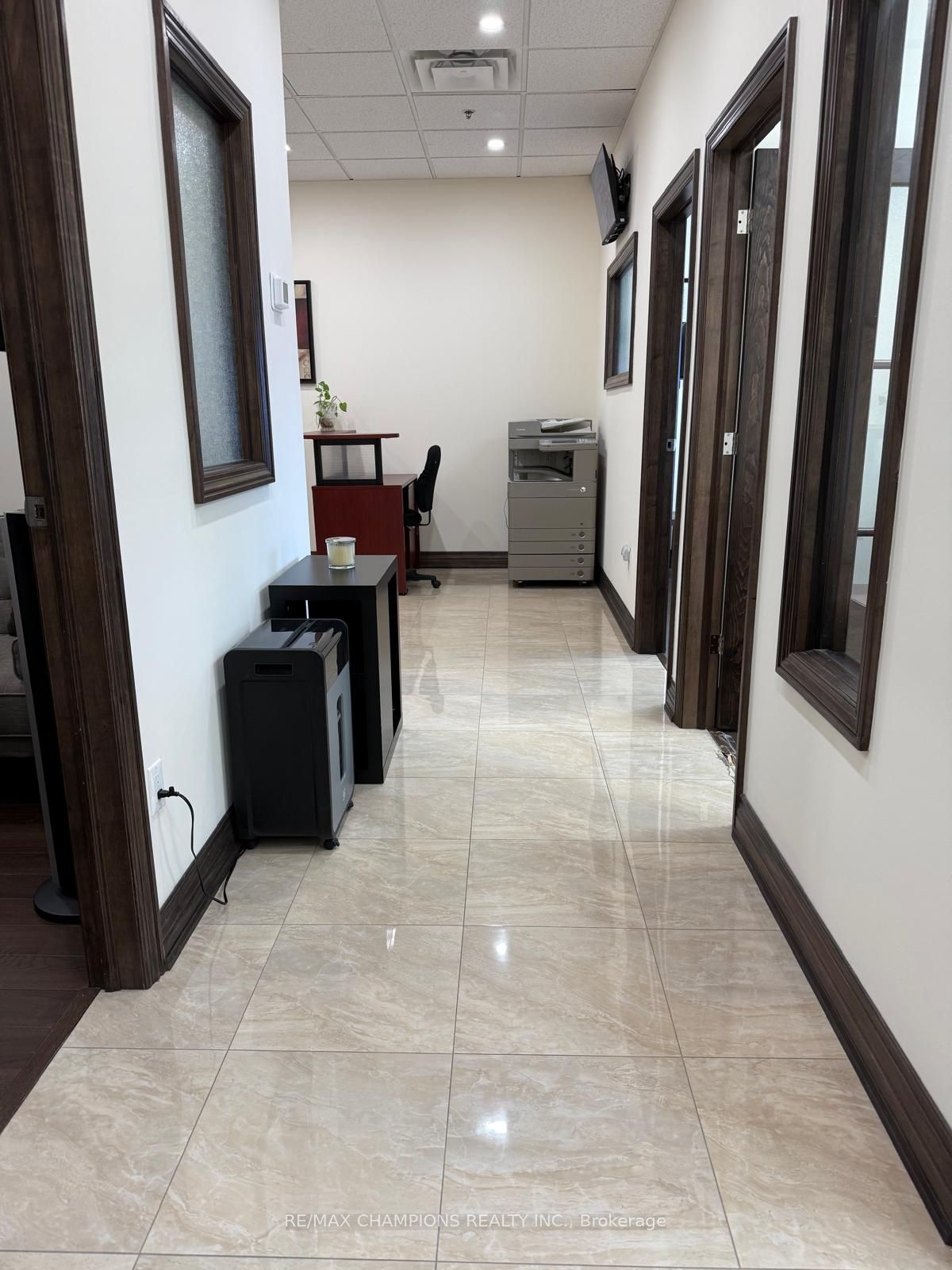 #206 - 808 Britannia Road Property Photo 21