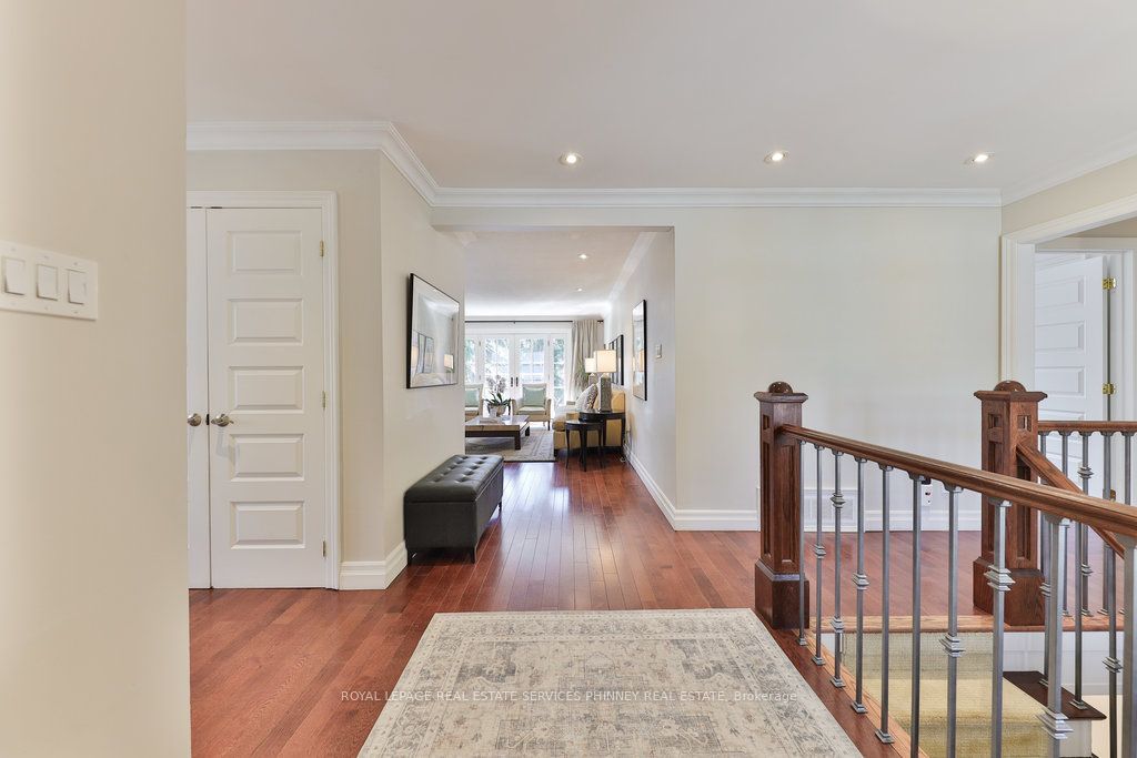 1072 Mayford Court Property Photo 2