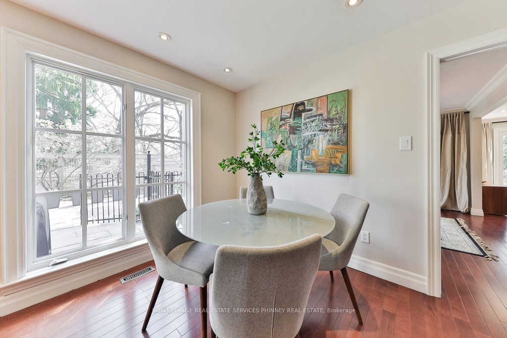 1072 Mayford Court Property Photo 7