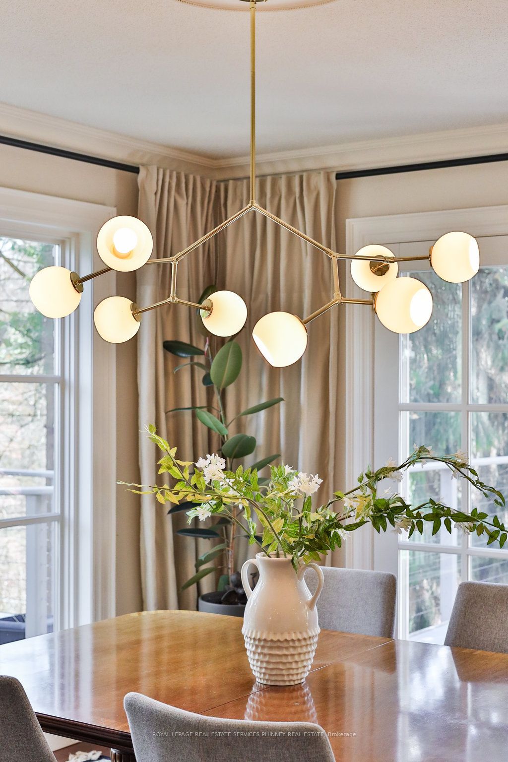 1072 Mayford Court Property Photo 9