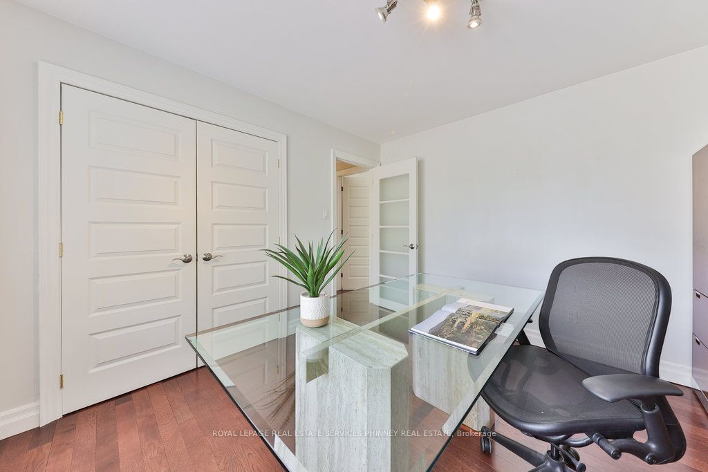 1072 Mayford Court Property Photo 22