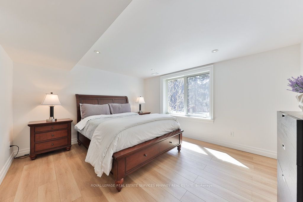 1072 Mayford Court Property Photo 30