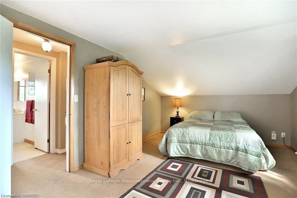 225/269 Campbell Avenue Property Photo 17