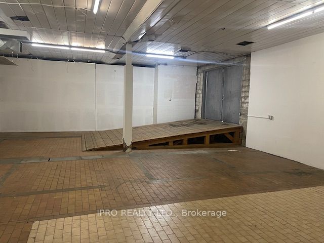 #rear Unit - 1561 Keele Street Property Photo 6