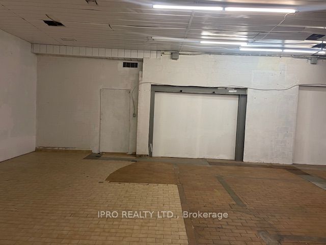 #rear Unit - 1561 Keele Street Property Photo 7