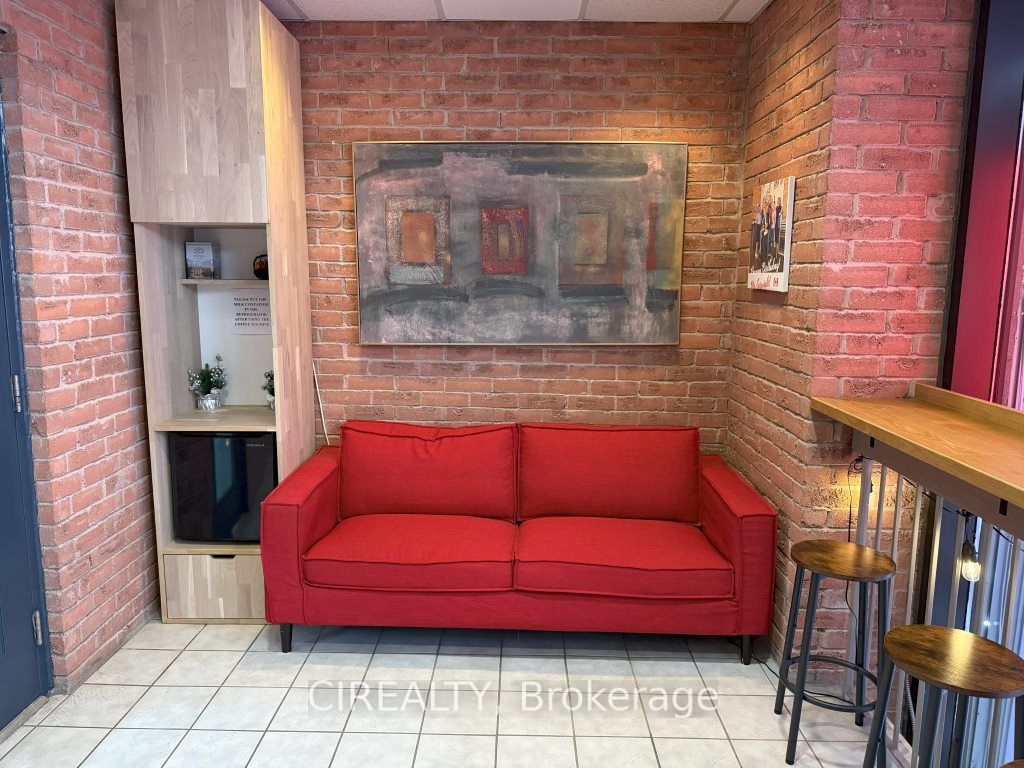#office A - 230 Watline Avenue Property Photo 6