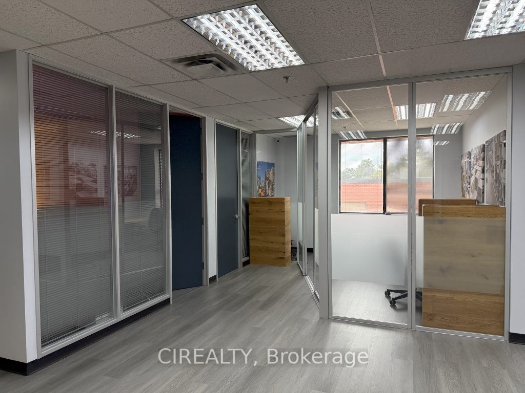 #office C - 230 Watline Avenue Property Photo 8