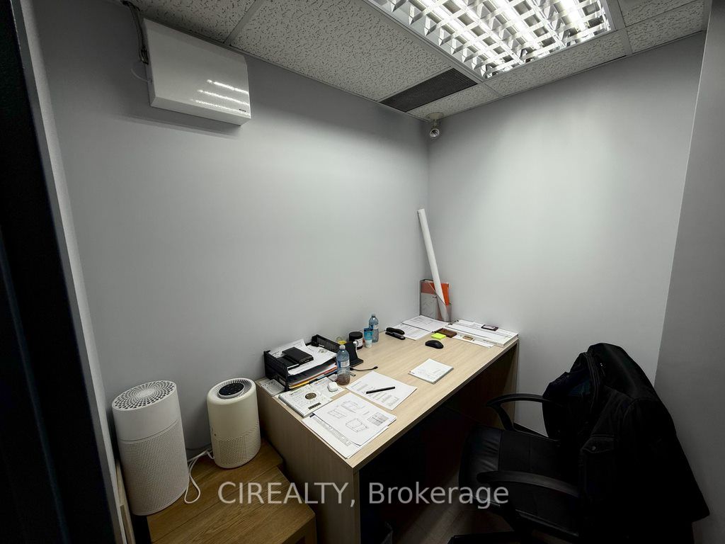 #office F - 230 Watline Avenue Property Photo 6