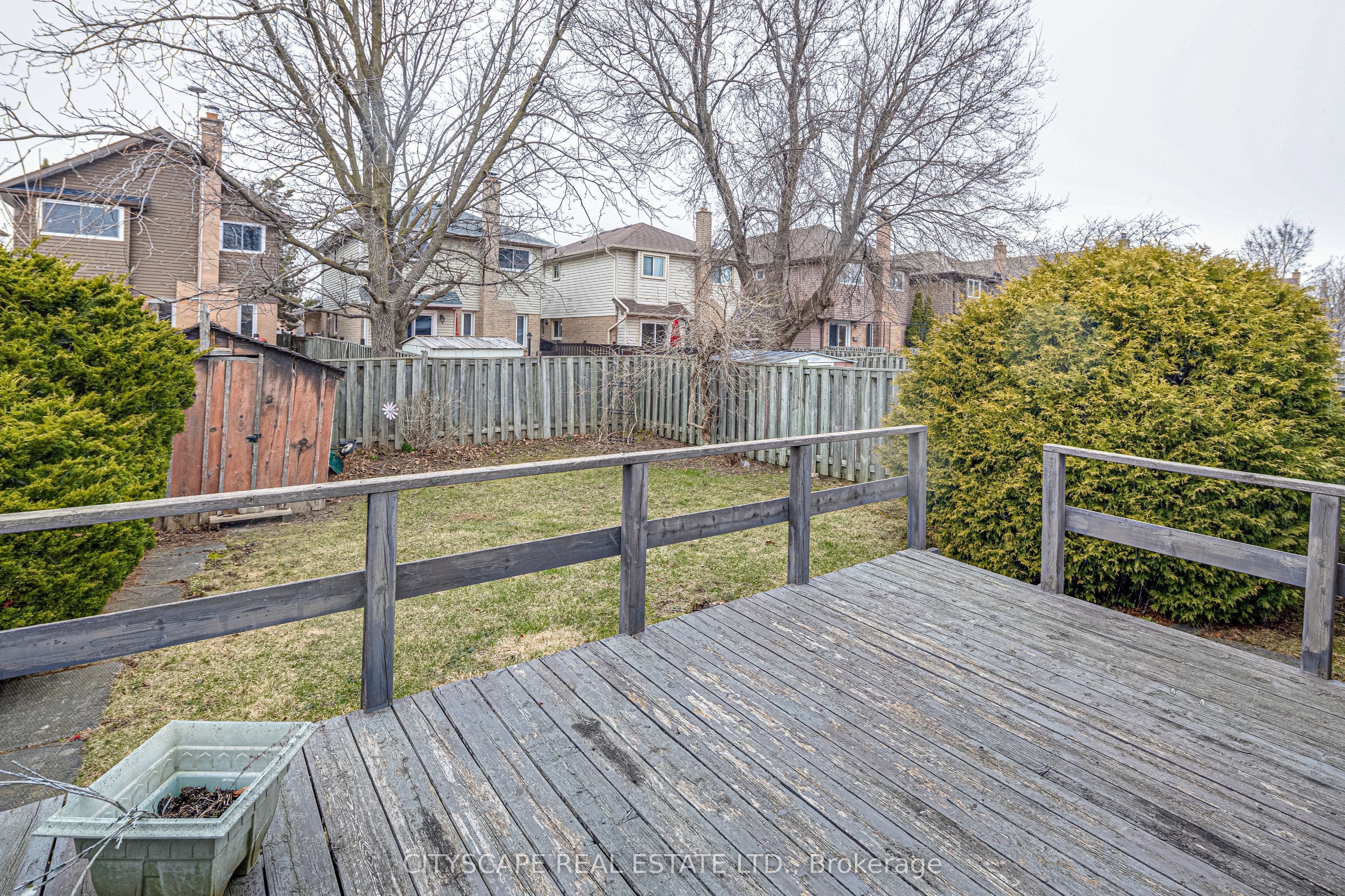 66 Vodden Street W Property Photo 4