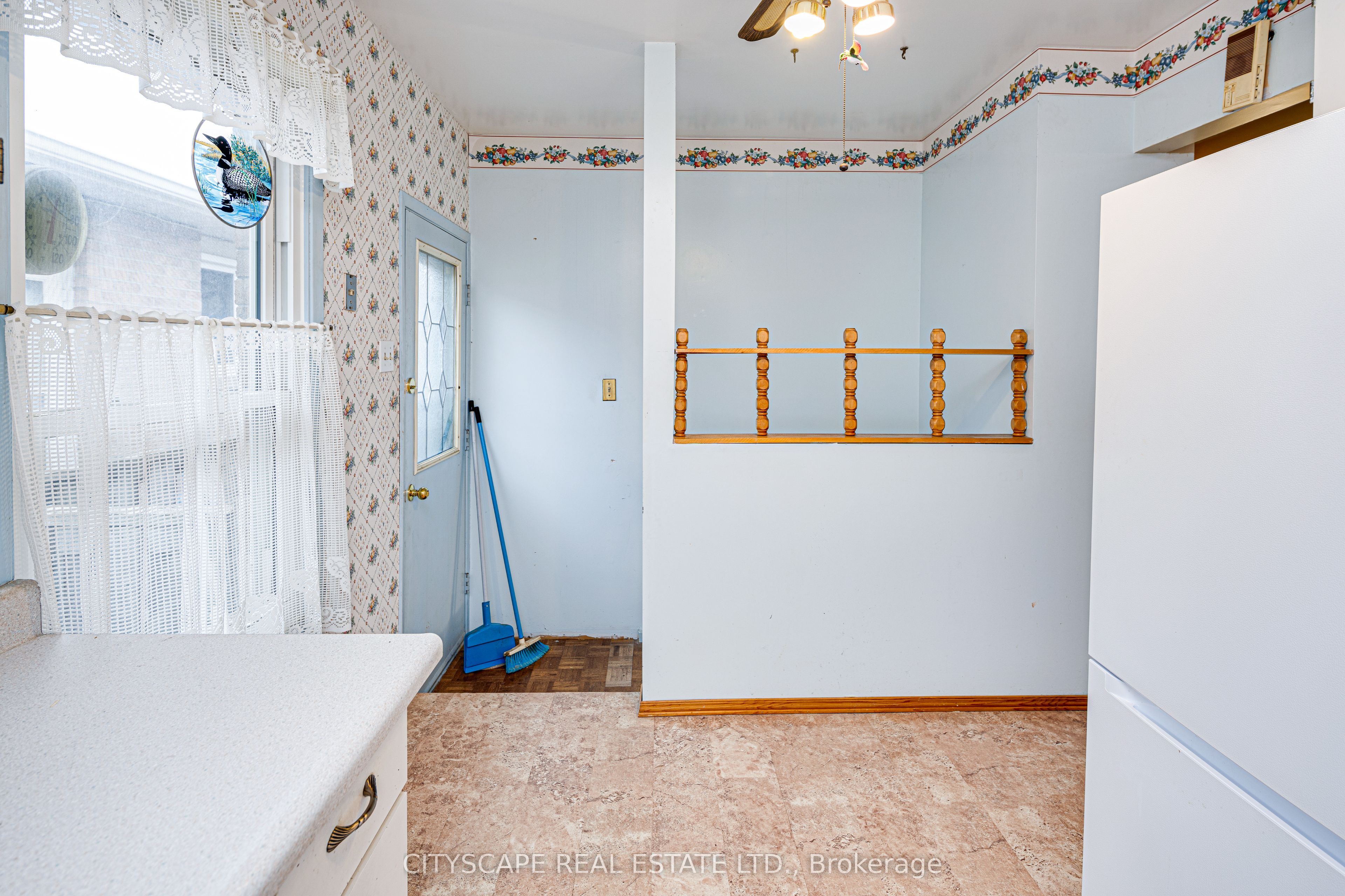 66 Vodden Street W Property Photo 9