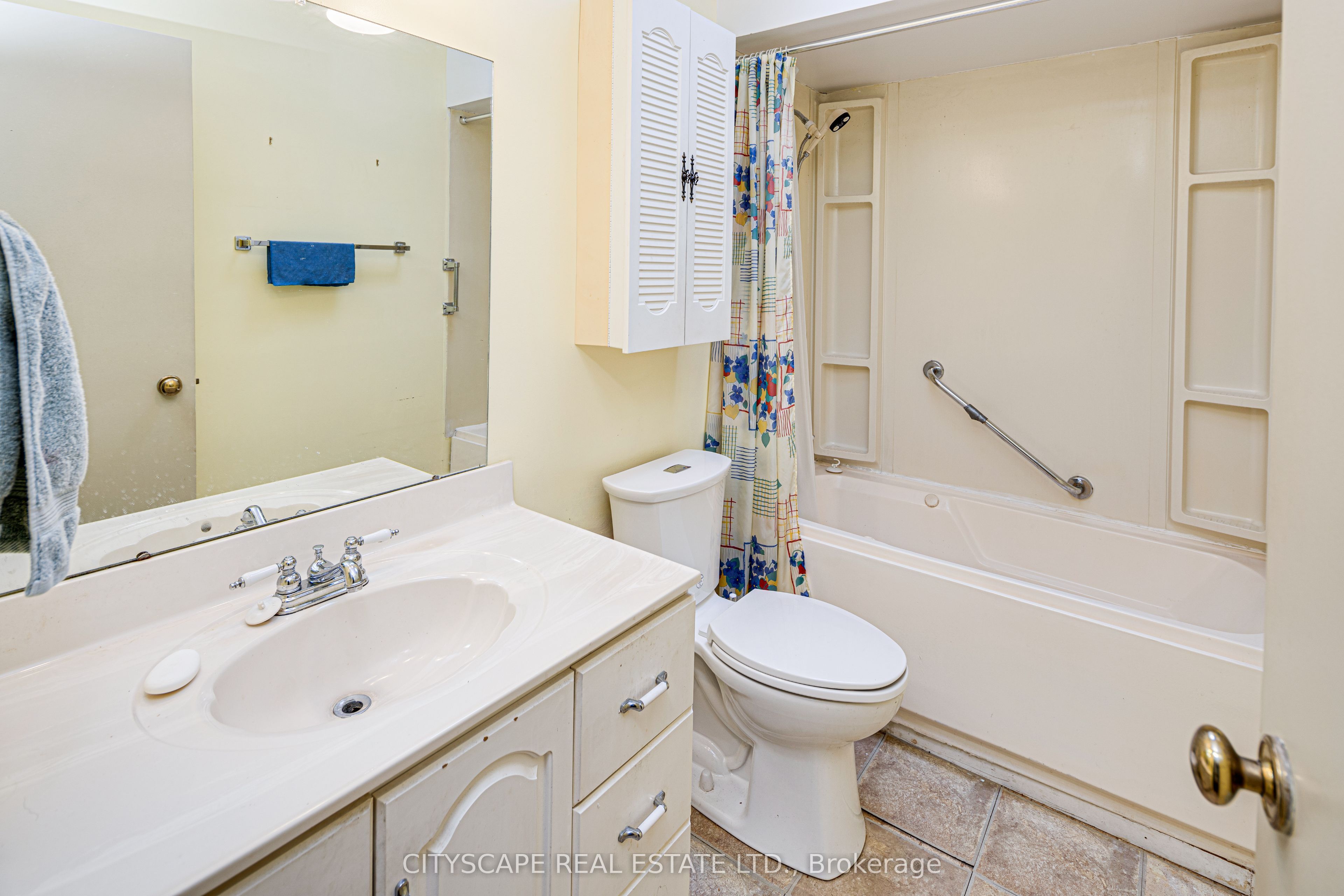 66 Vodden Street W Property Photo 14