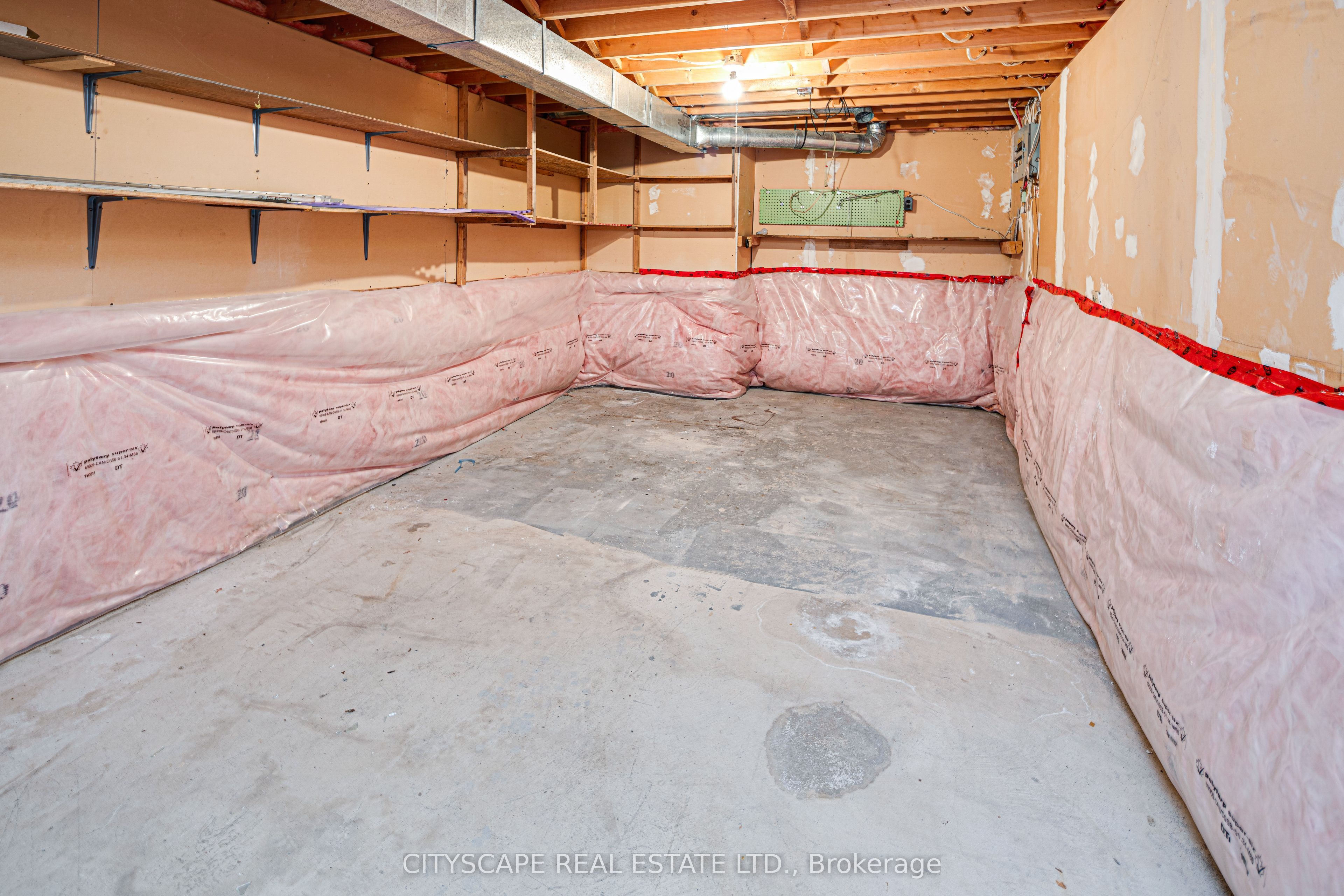 66 Vodden Street W Property Photo 23