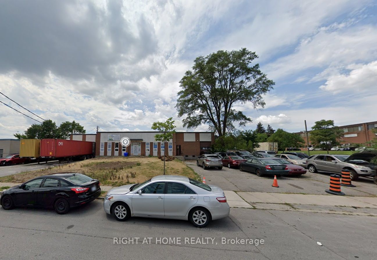 18 Oakland Avenue Property Photo 1