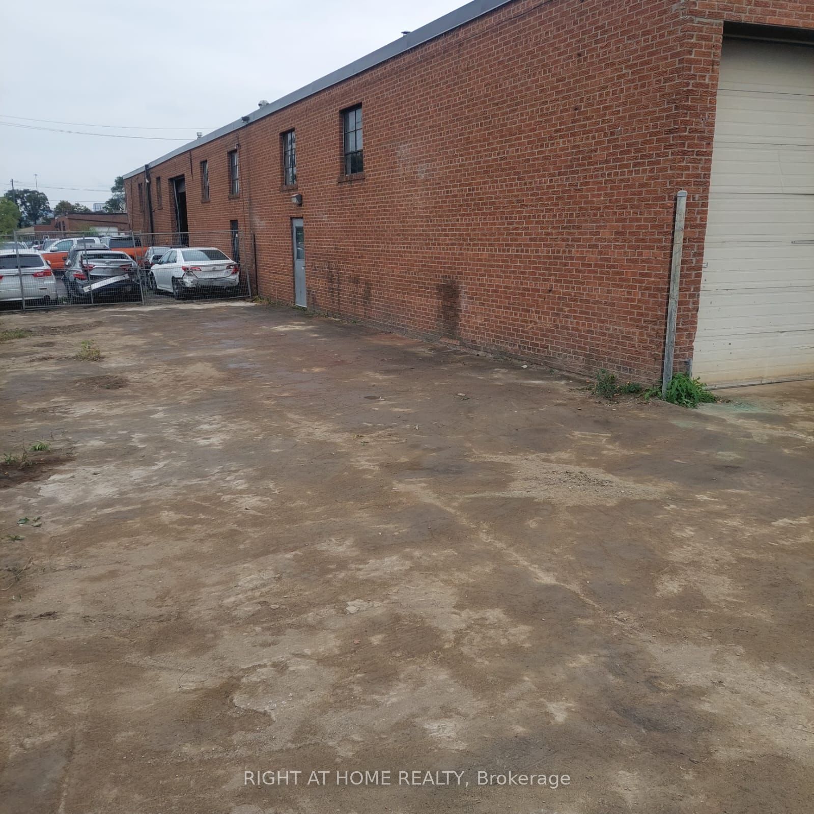 #unit# 2 - 35 Edgar Avenue Property Photo 2